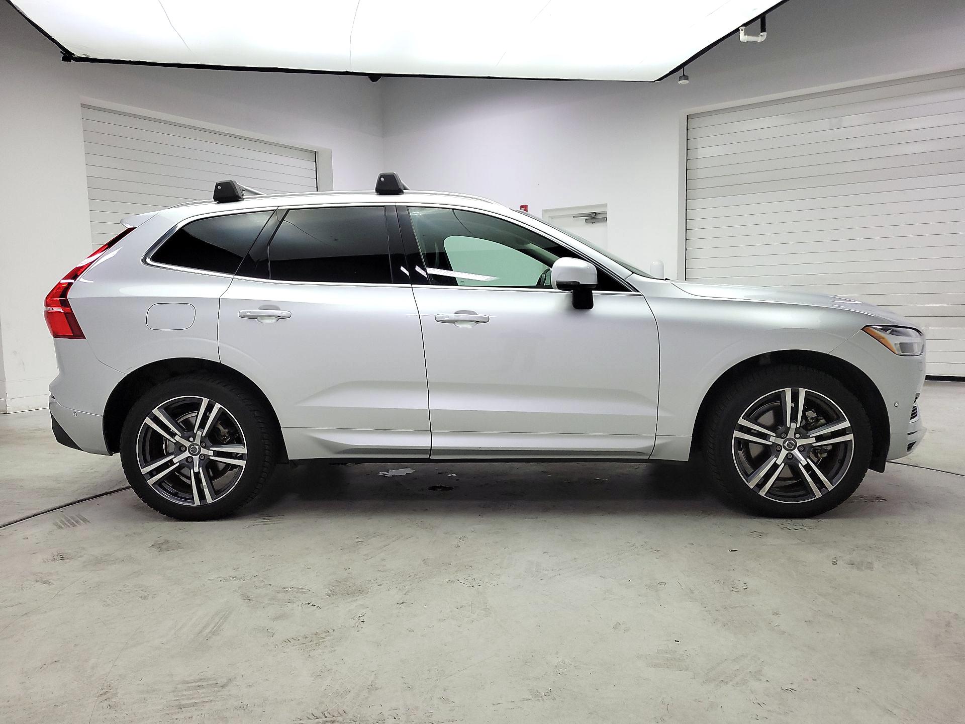 Thumbnail: 2019 Volvo XC60 - 4