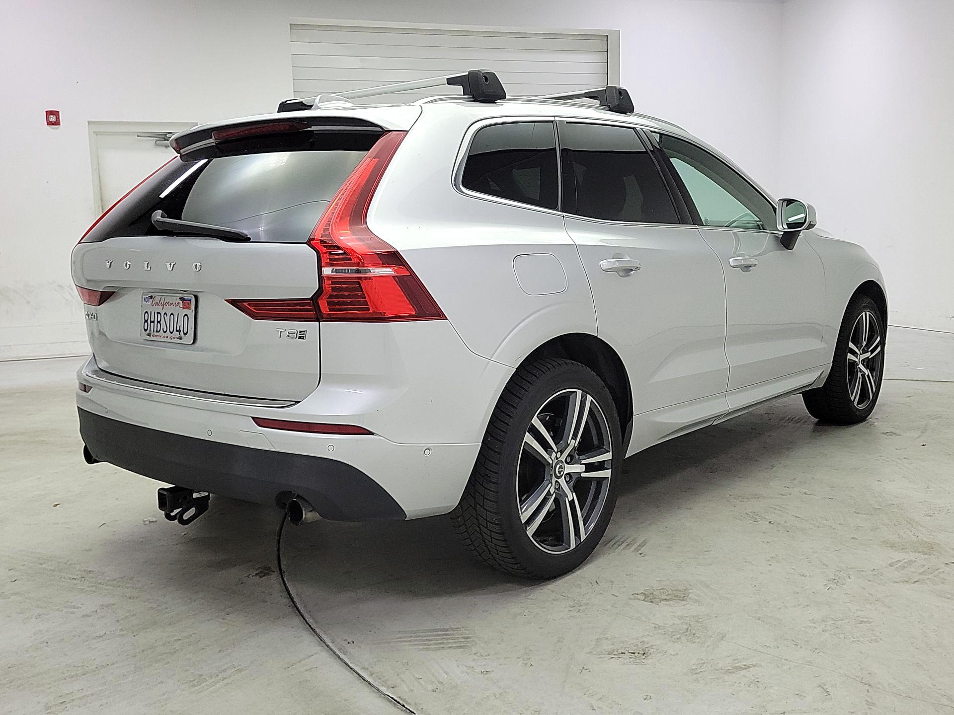Thumbnail: 2019 Volvo XC60 - 5