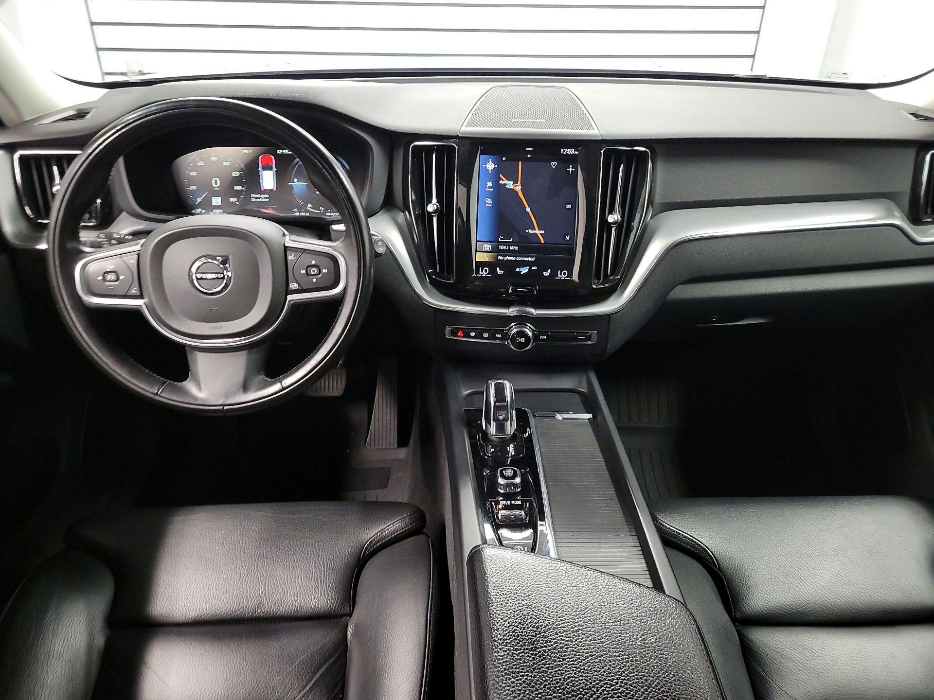 Thumbnail: 2019 Volvo XC60 - 8