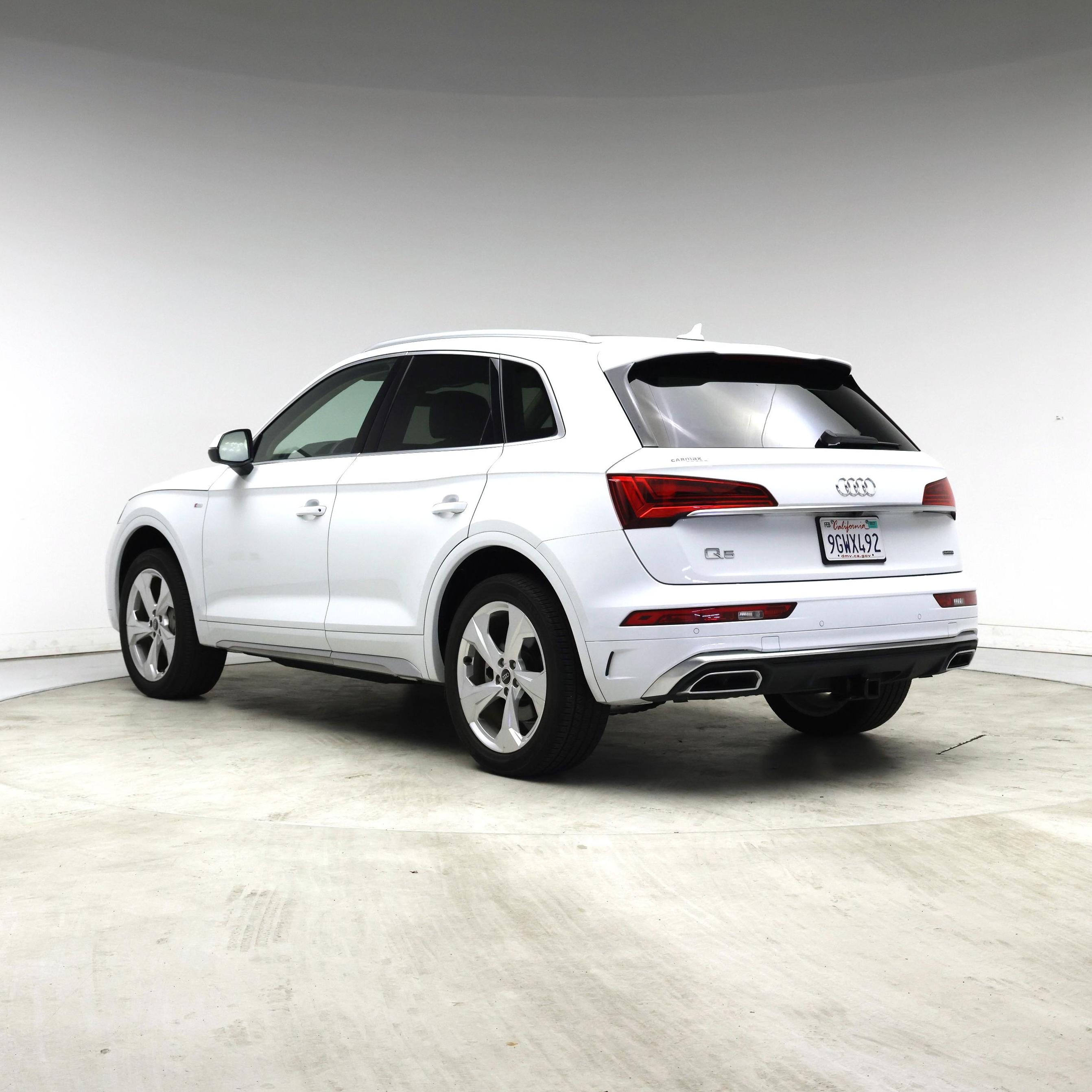 Thumbnail: 2023 Audi Q5 - 2