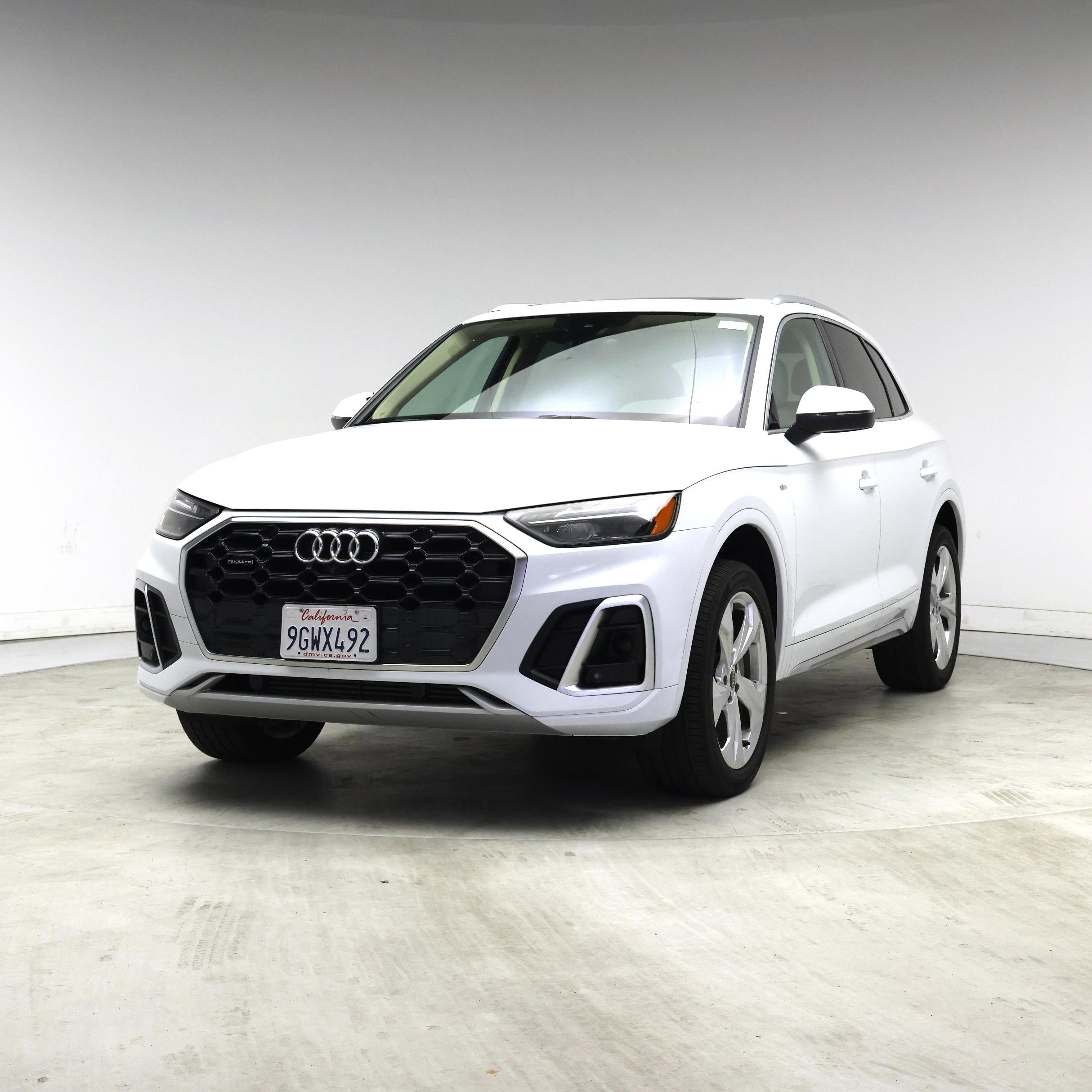Thumbnail: 2023 Audi Q5 - 4