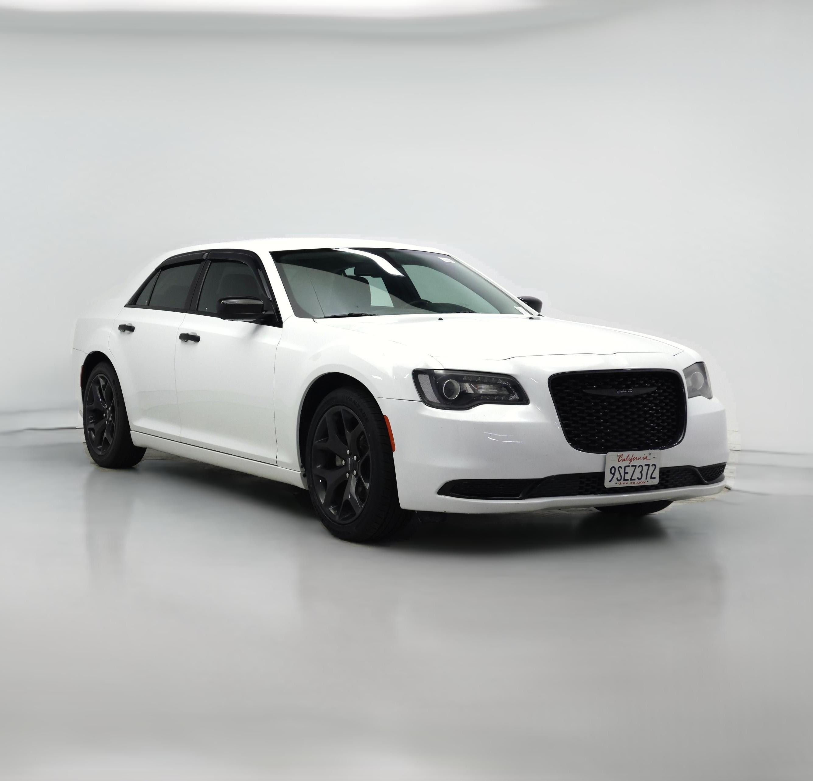 Thumbnail: 2022 Chrysler 300 - 1