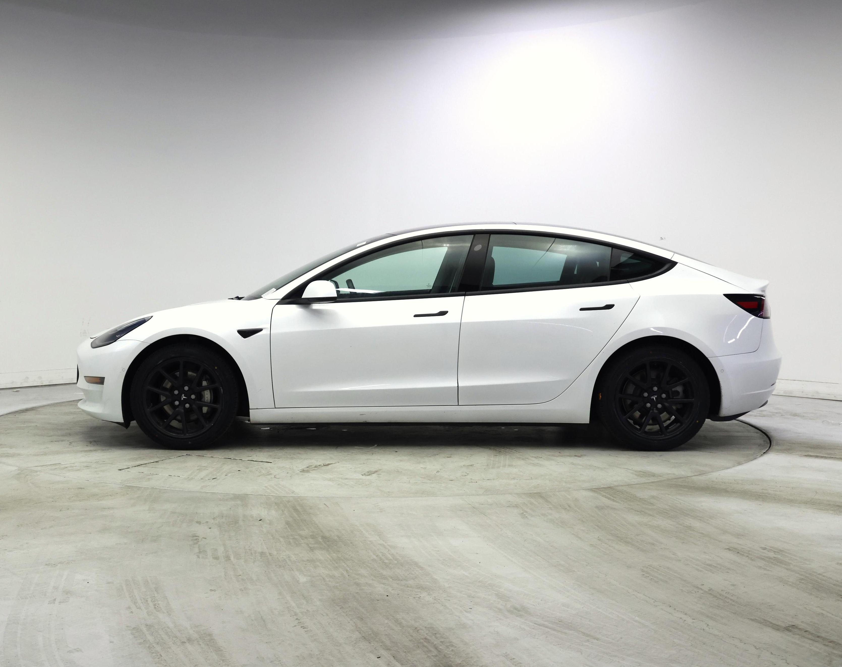 Thumbnail: 2020 Tesla Model 3 - 3