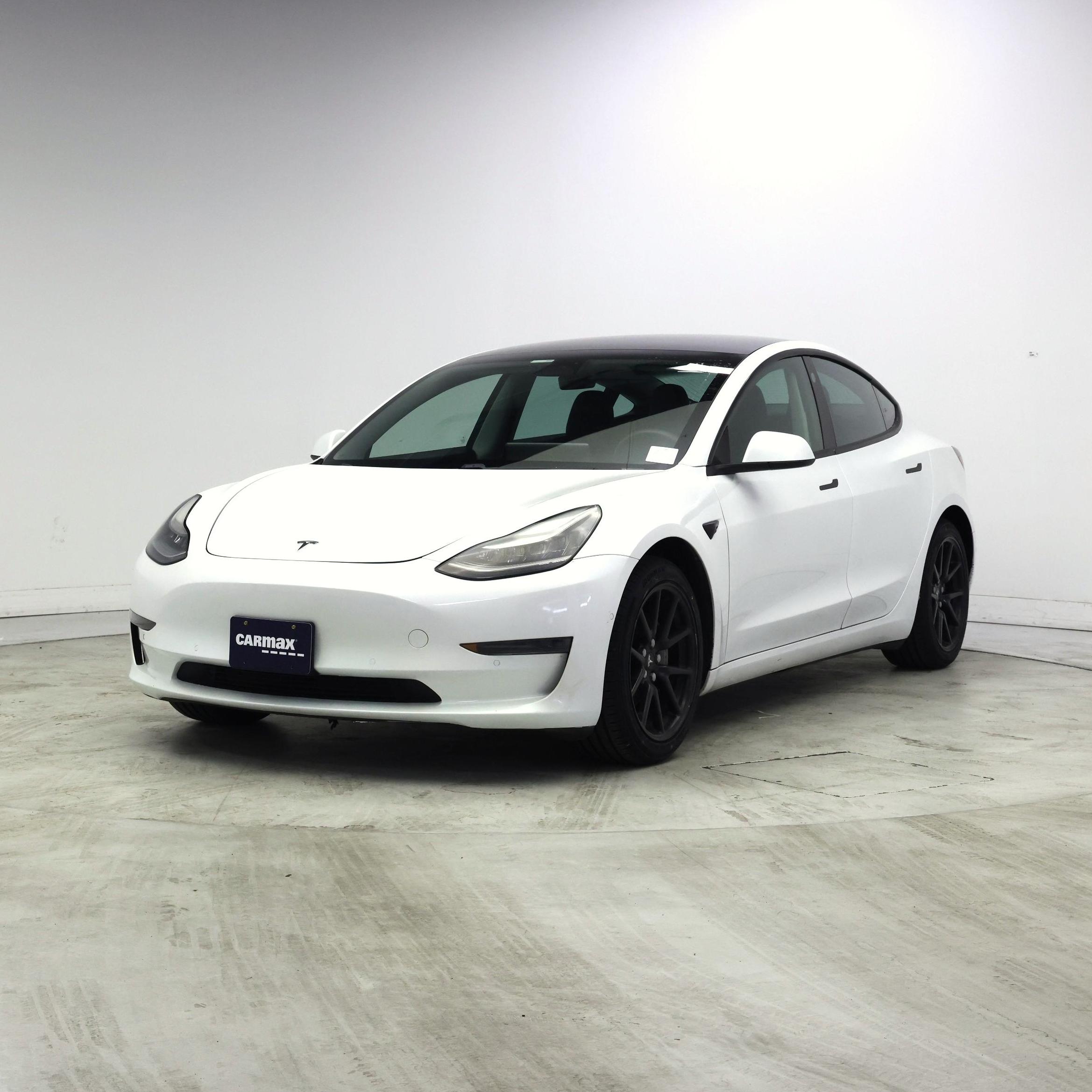 Thumbnail: 2020 Tesla Model 3 - 4