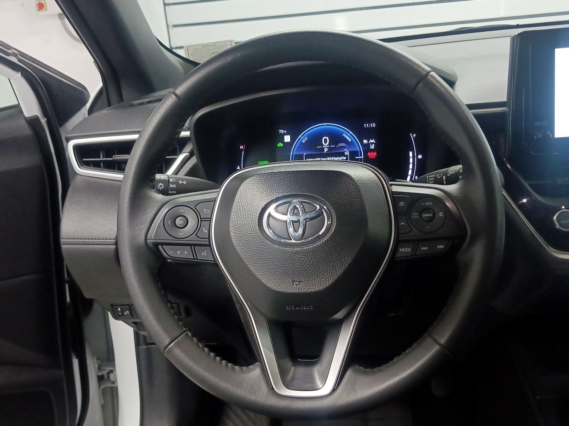 Thumbnail: 2026 Toyota Corolla Cross - 10