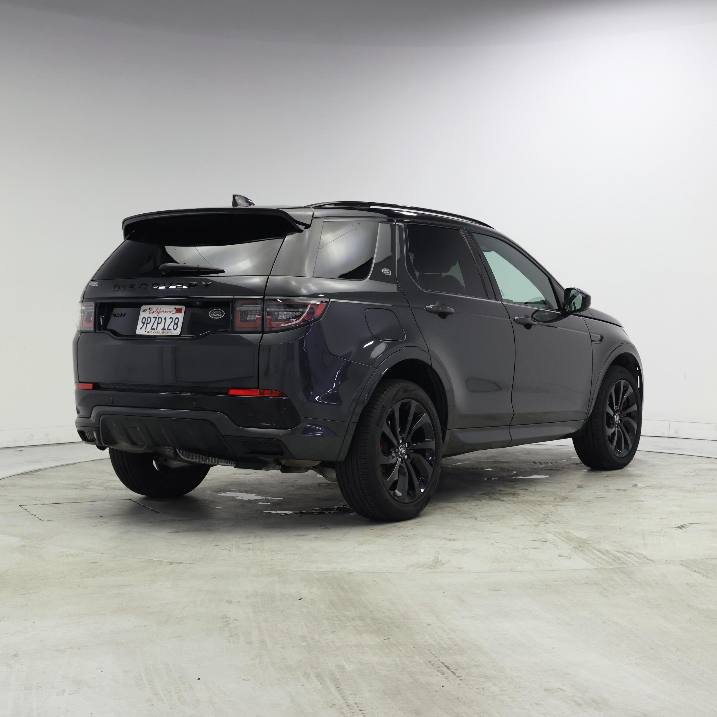 Thumbnail: 2023 Land Rover Discovery Sport - 8