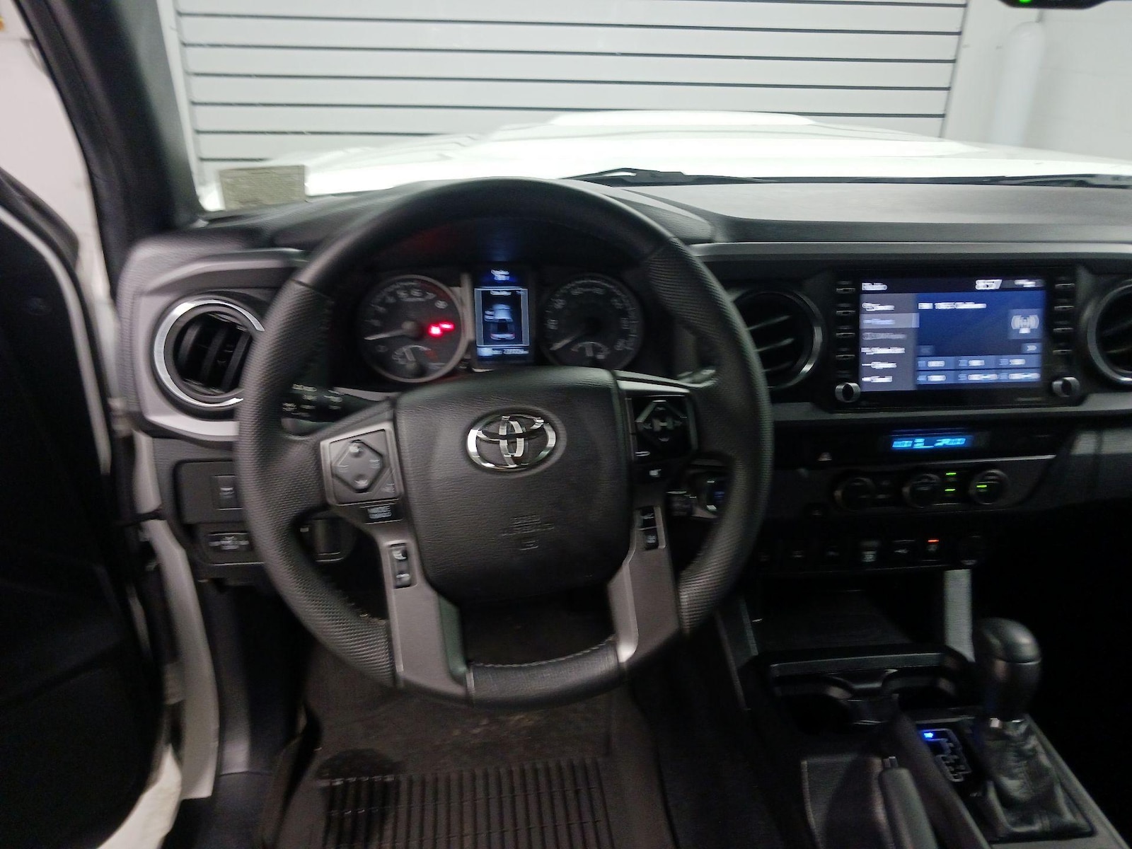 2021 Toyota Tacoma TRD Sport - Photo 11