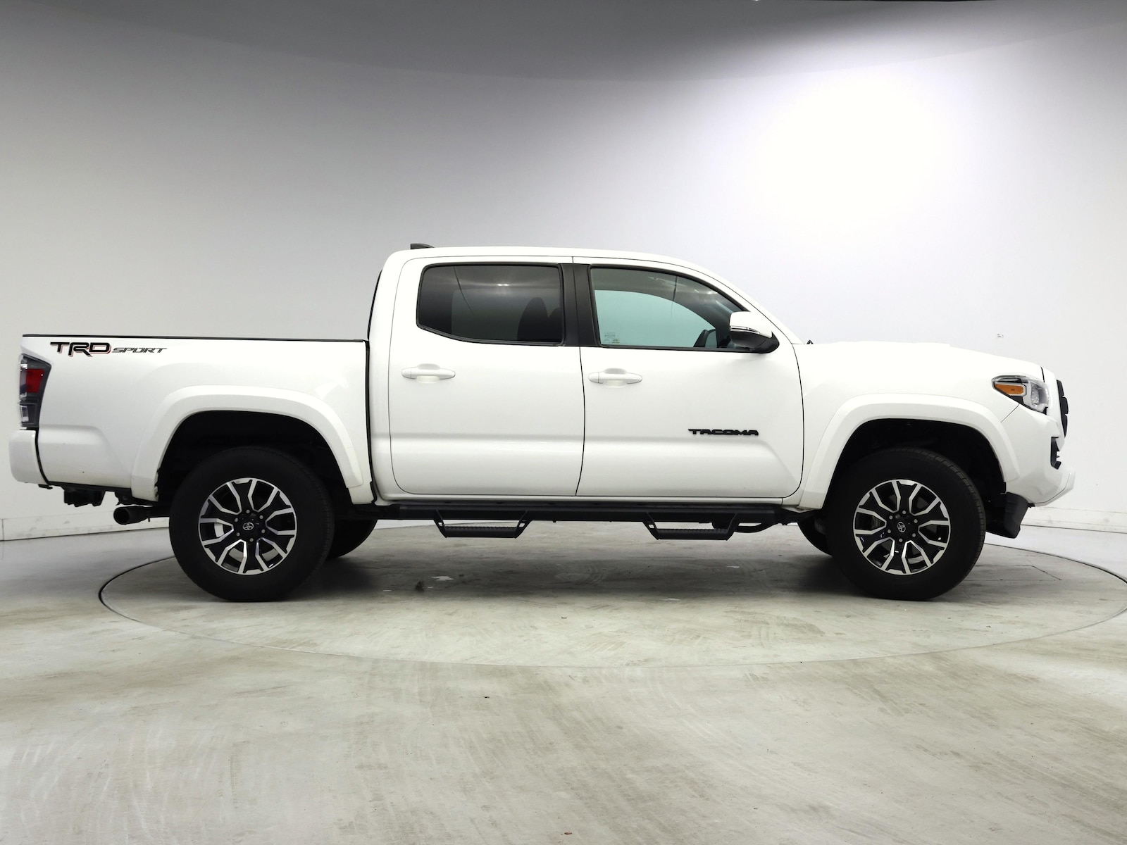2021 Toyota Tacoma TRD Sport - Photo 8
