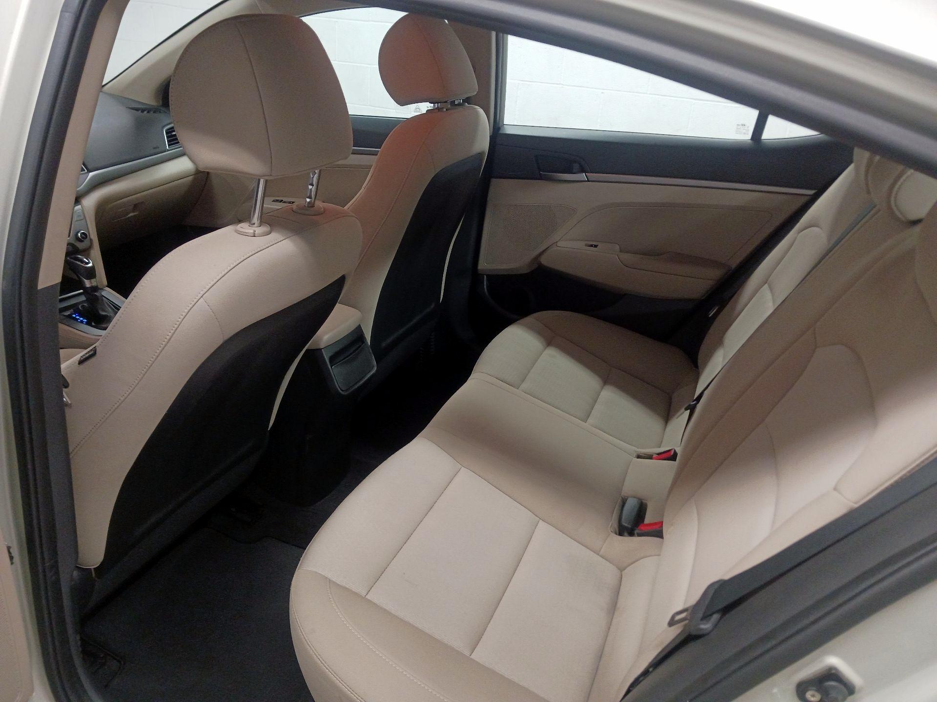 Thumbnail: 2017 Hyundai Elantra - 17