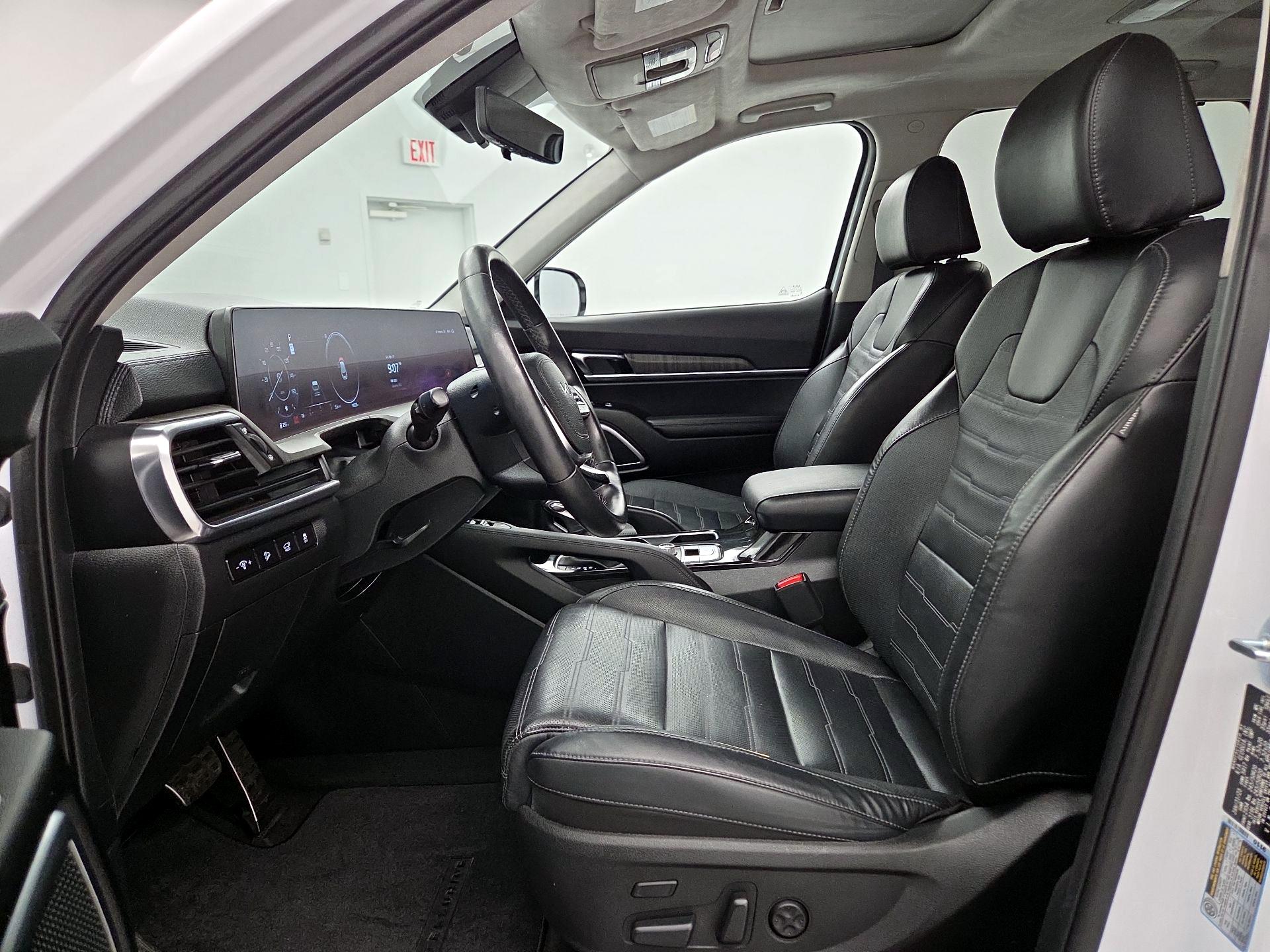 Thumbnail: 2023 Kia Telluride - 11