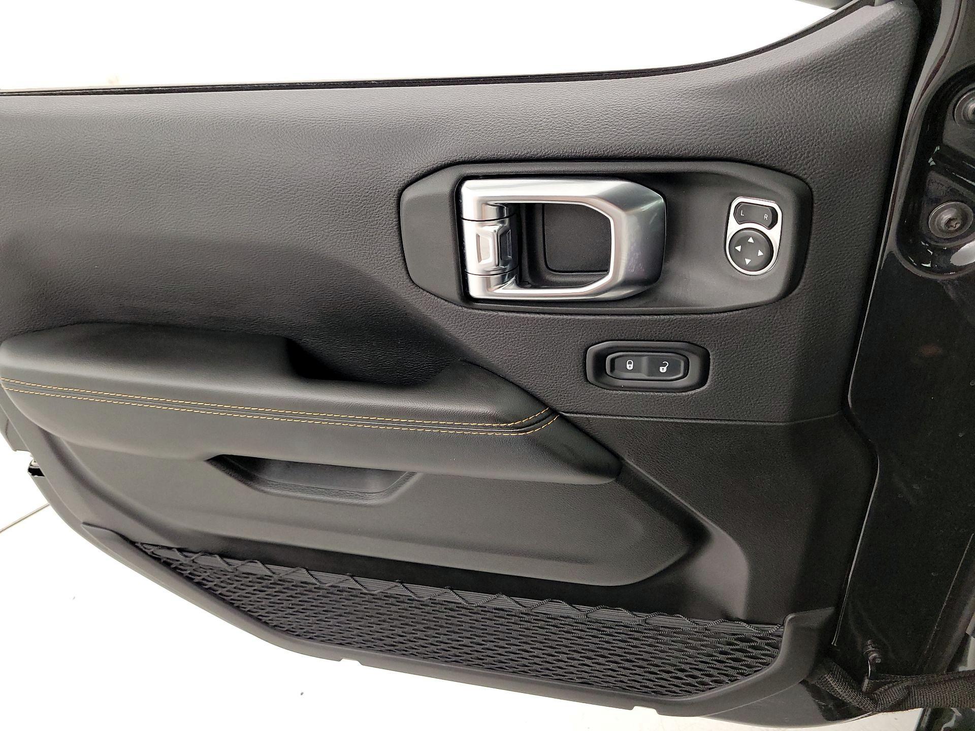 Thumbnail: 2025 Jeep Wrangler - 12