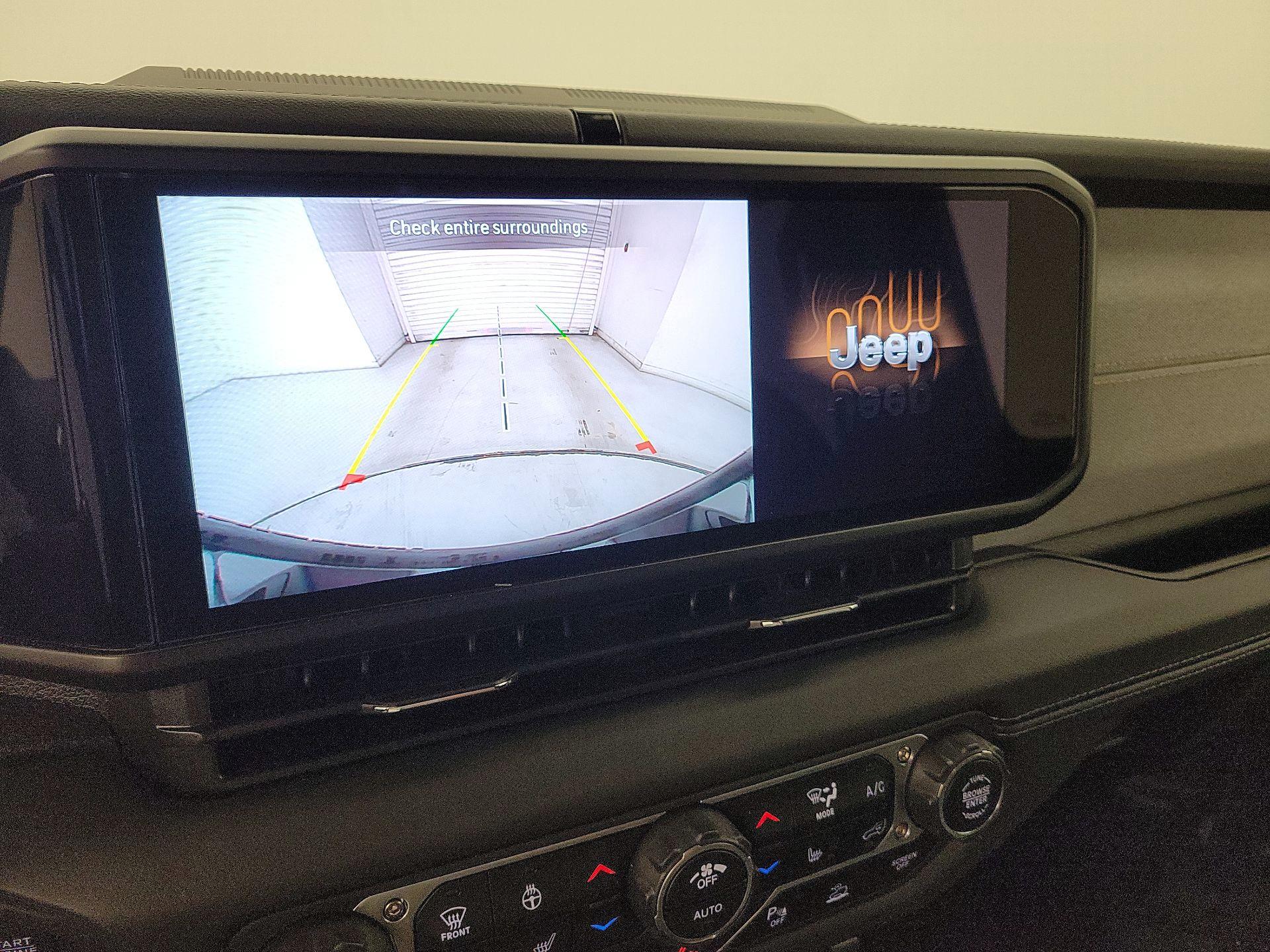 Thumbnail: 2025 Jeep Wrangler - 14