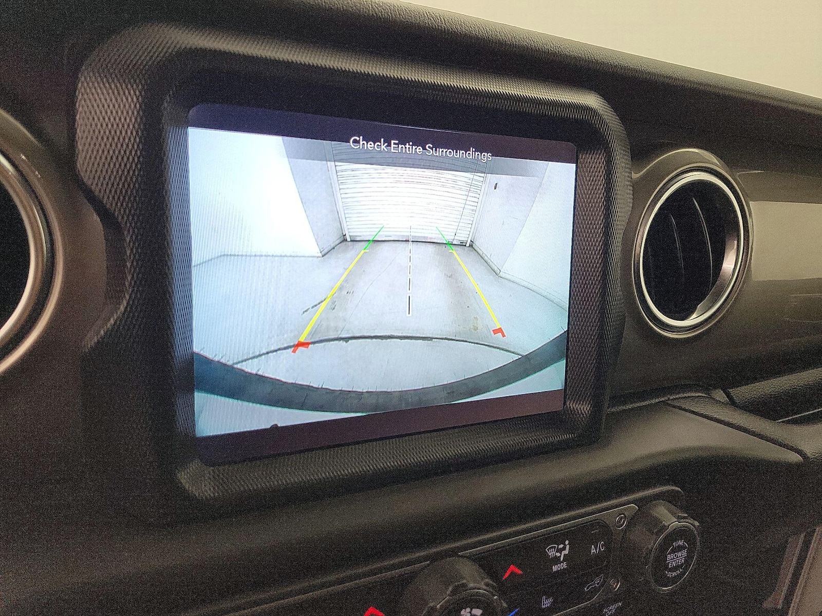 2021 Jeep Wrangler Unlimited Sahara - Photo 16