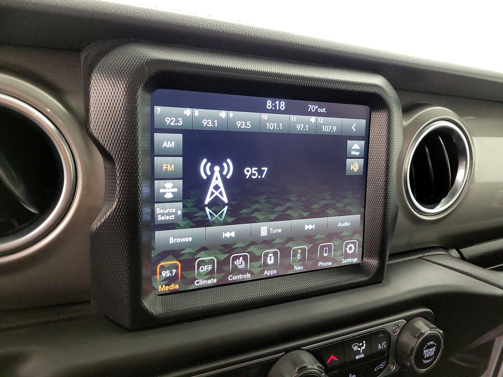 2021 Jeep Wrangler Unlimited Sahara - Photo 17