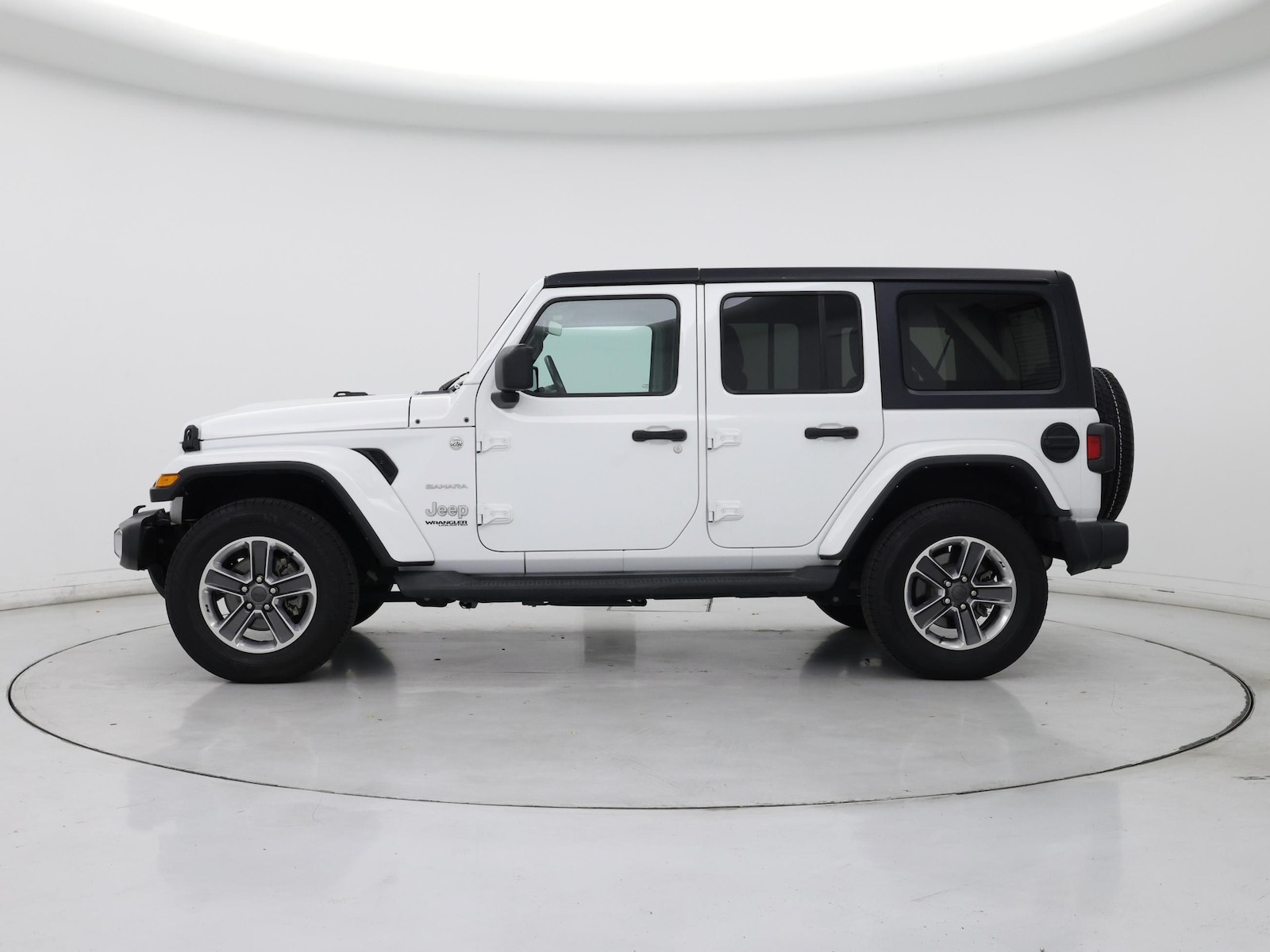 2021 Jeep Wrangler Unlimited Sahara - Photo 4