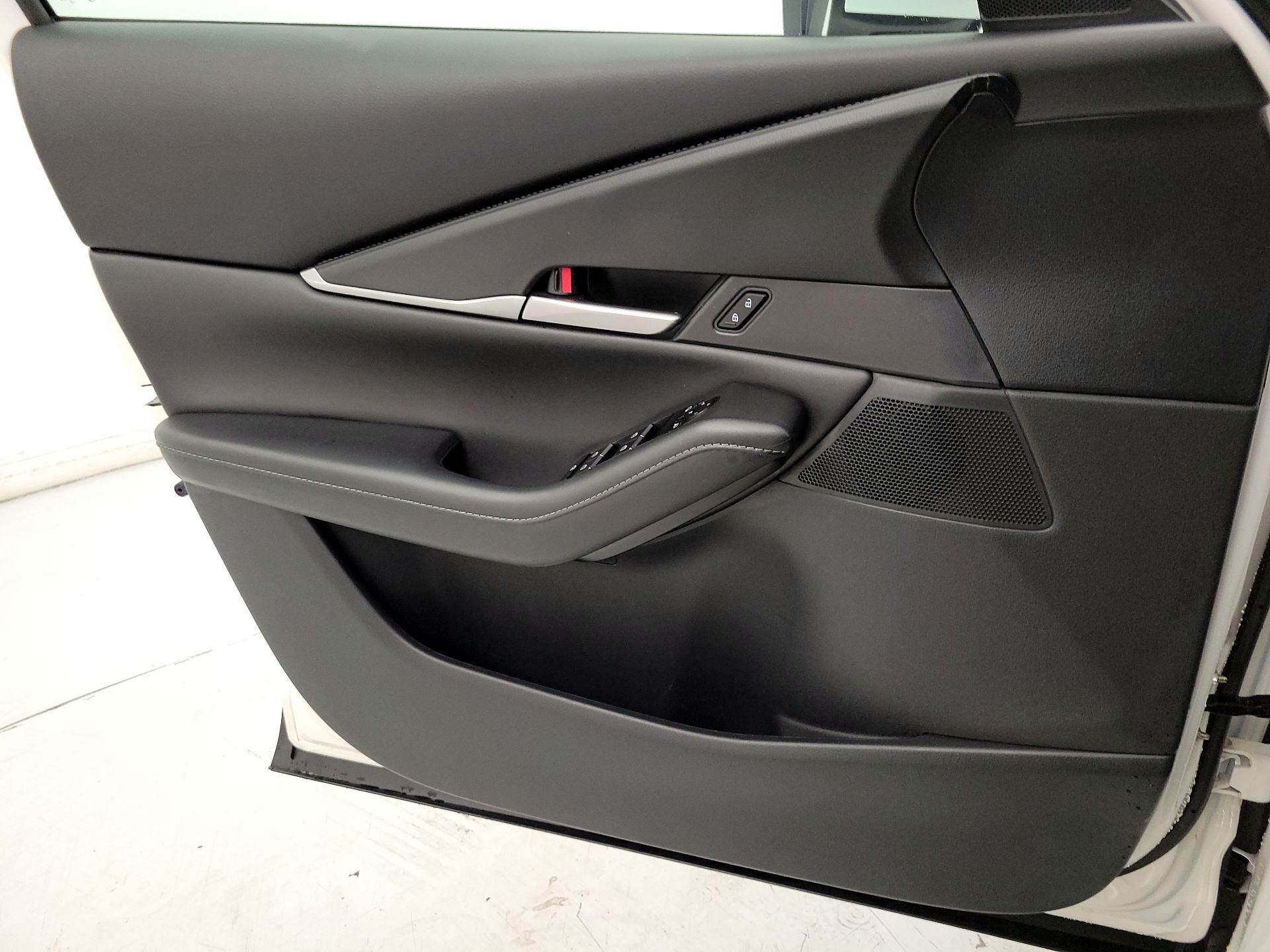 Thumbnail: 2022 Mazda CX-30 - 12