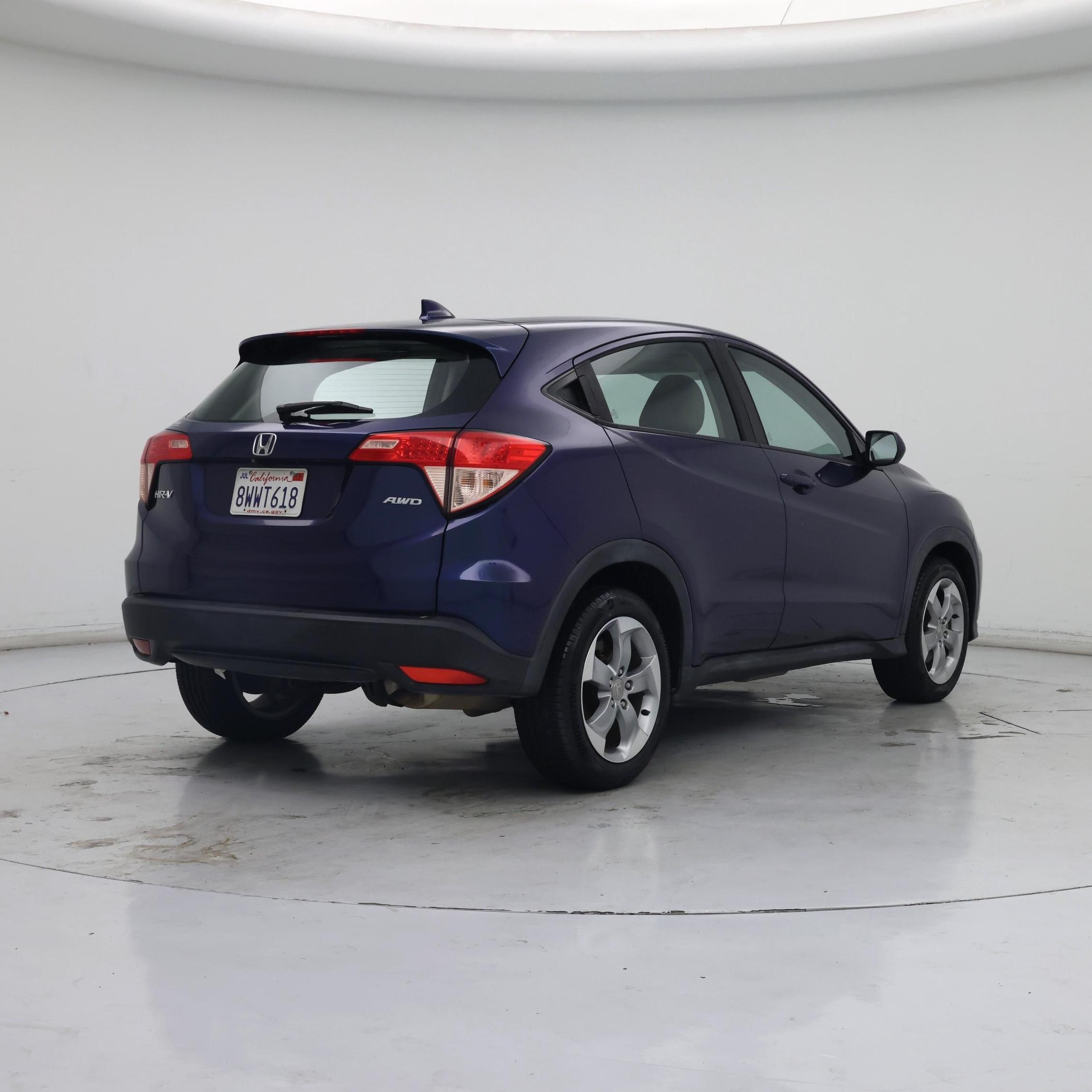 Thumbnail: 2017 Honda HR-V - 8