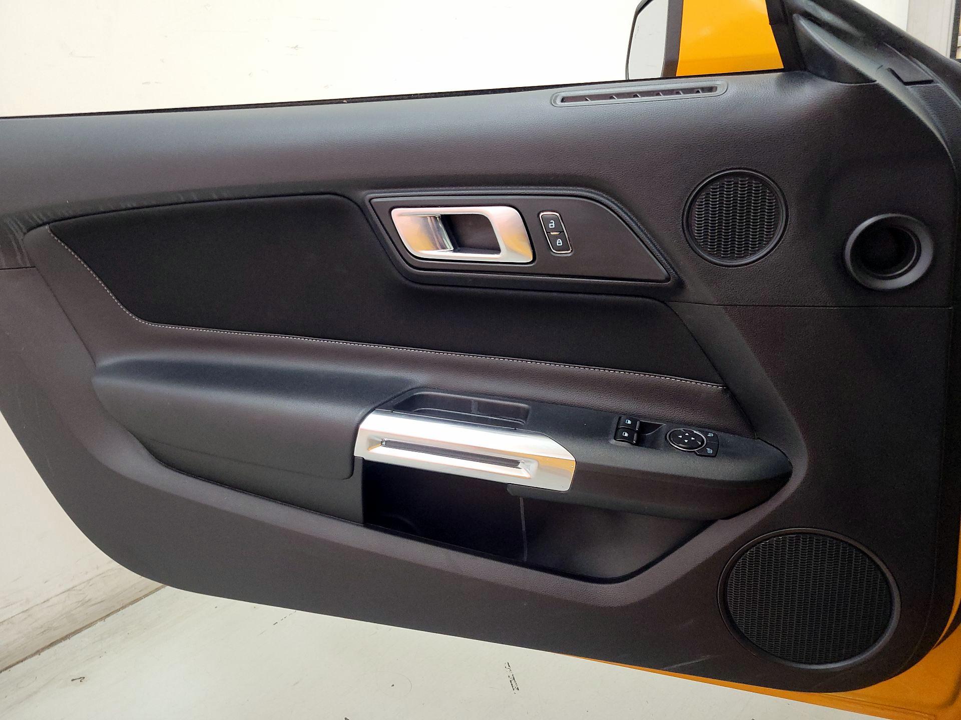 Thumbnail: 2022 Ford Mustang - 12