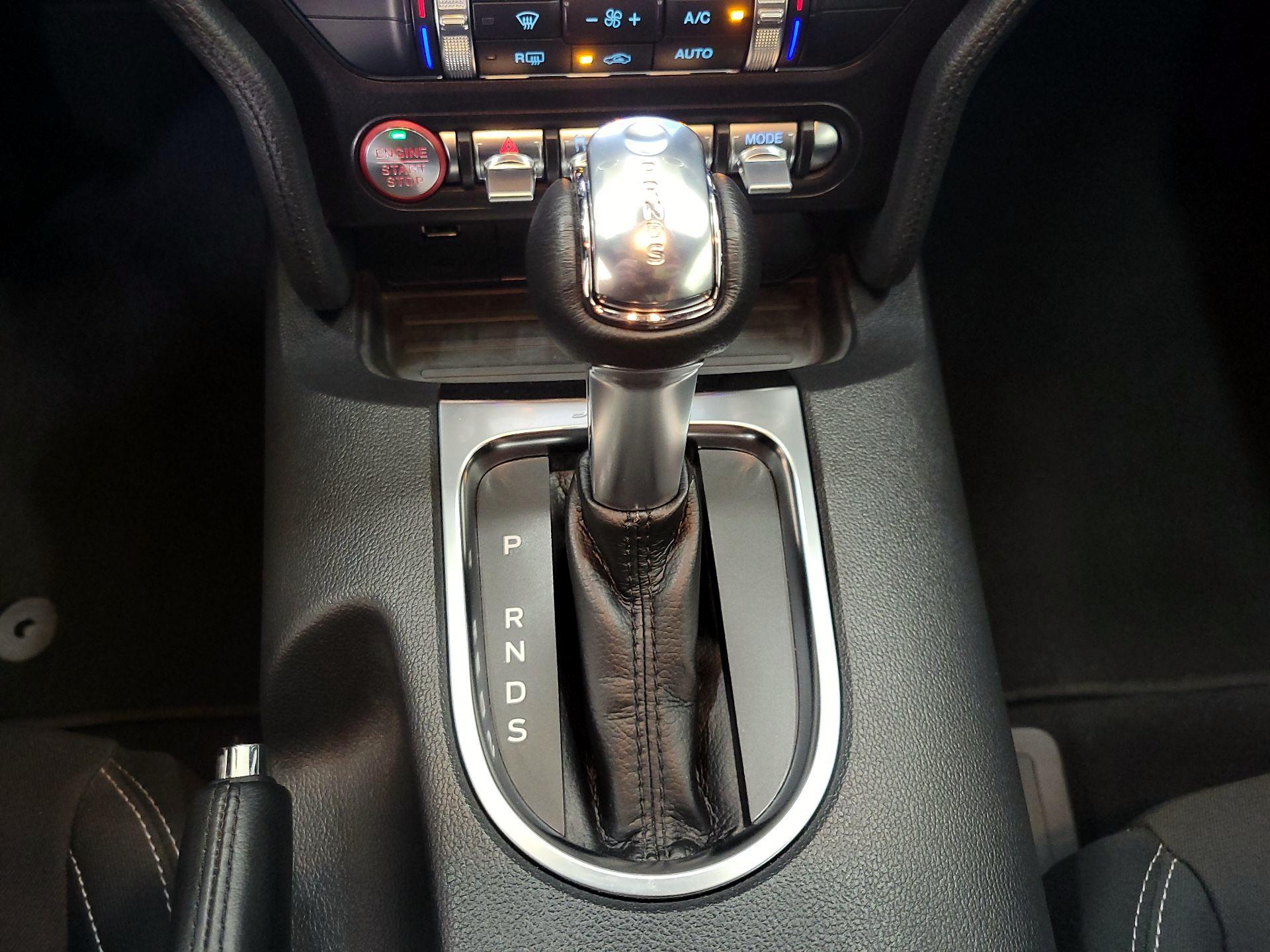 Thumbnail: 2022 Ford Mustang - 17