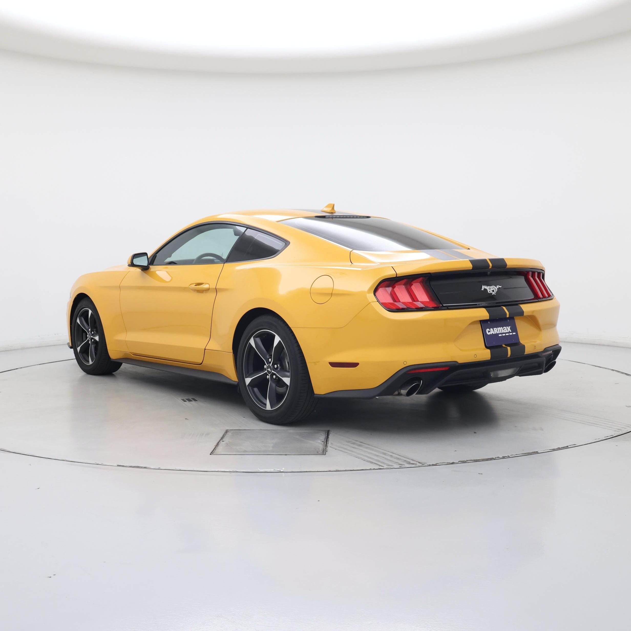 Thumbnail: 2022 Ford Mustang - 2