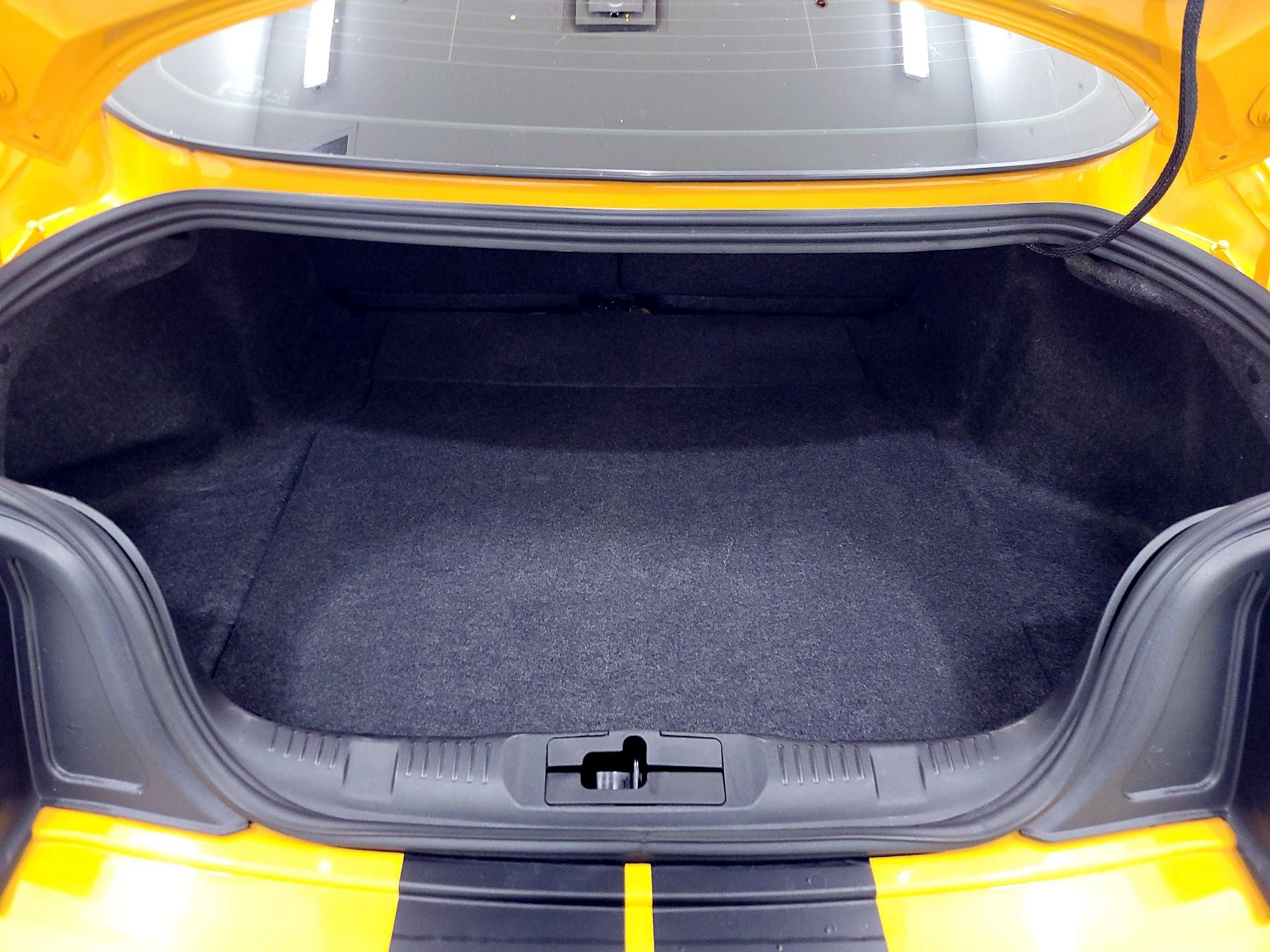 Thumbnail: 2022 Ford Mustang - 20