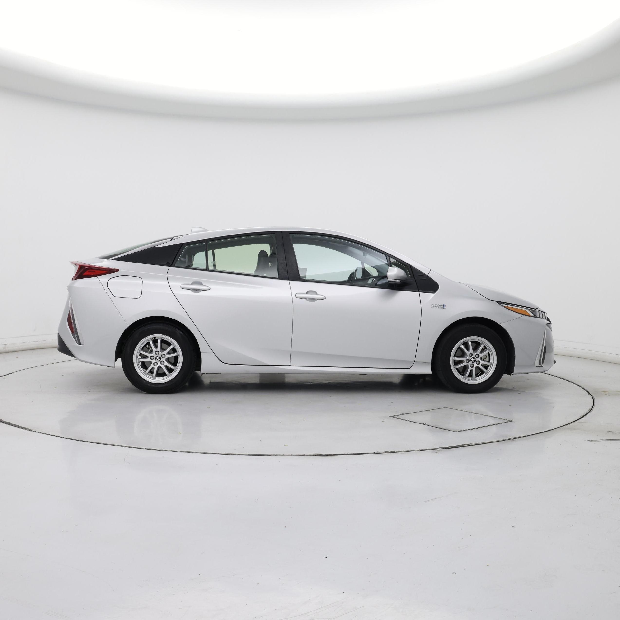 Thumbnail: 2022 Toyota Prius Prime - 7