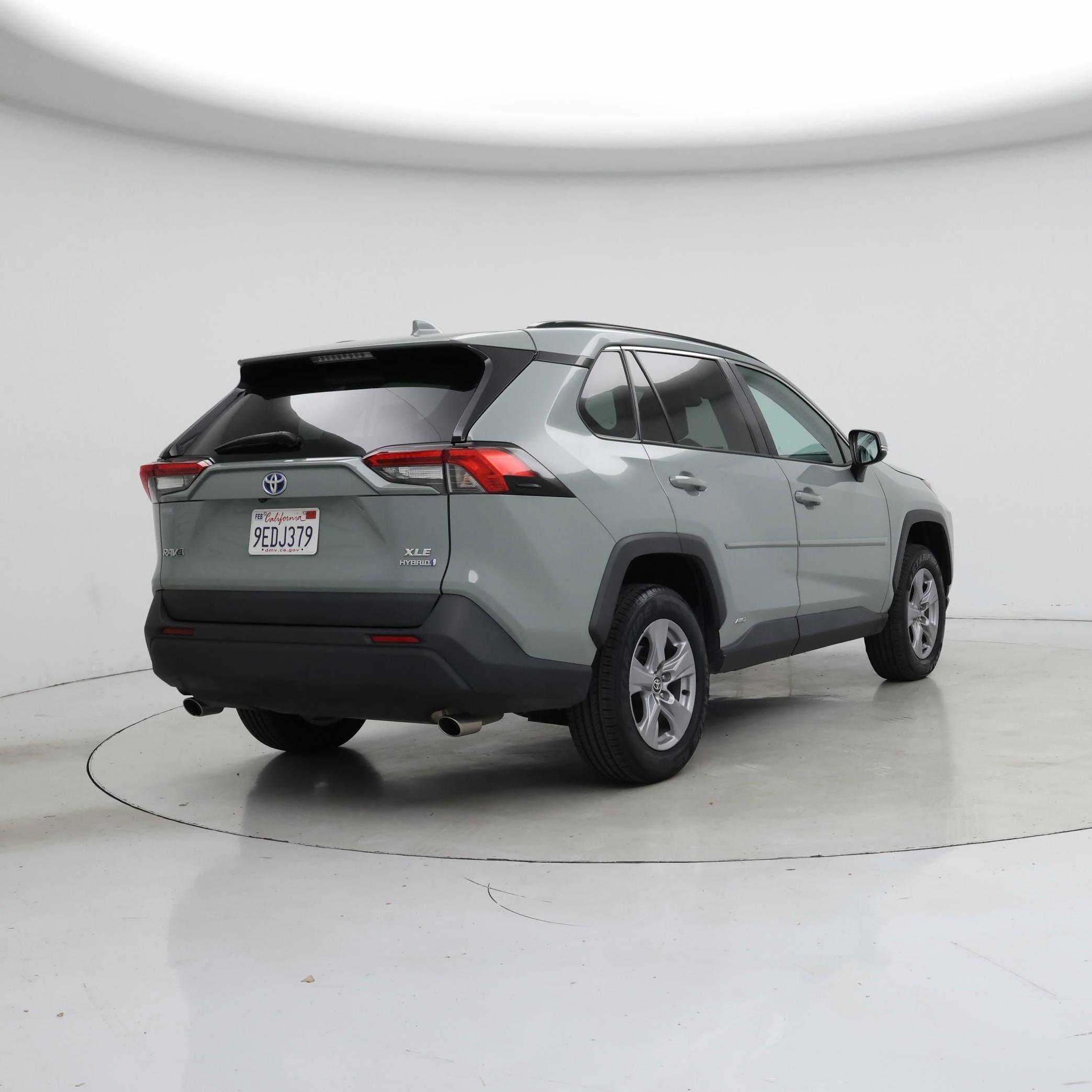 Thumbnail: 2022 Toyota RAV4 - 8