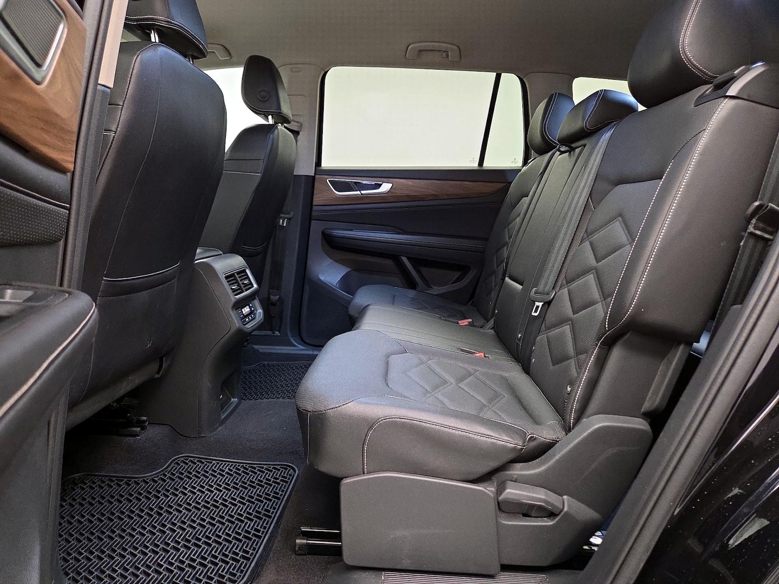 2024 Volkswagen Atlas SE - Photo 20