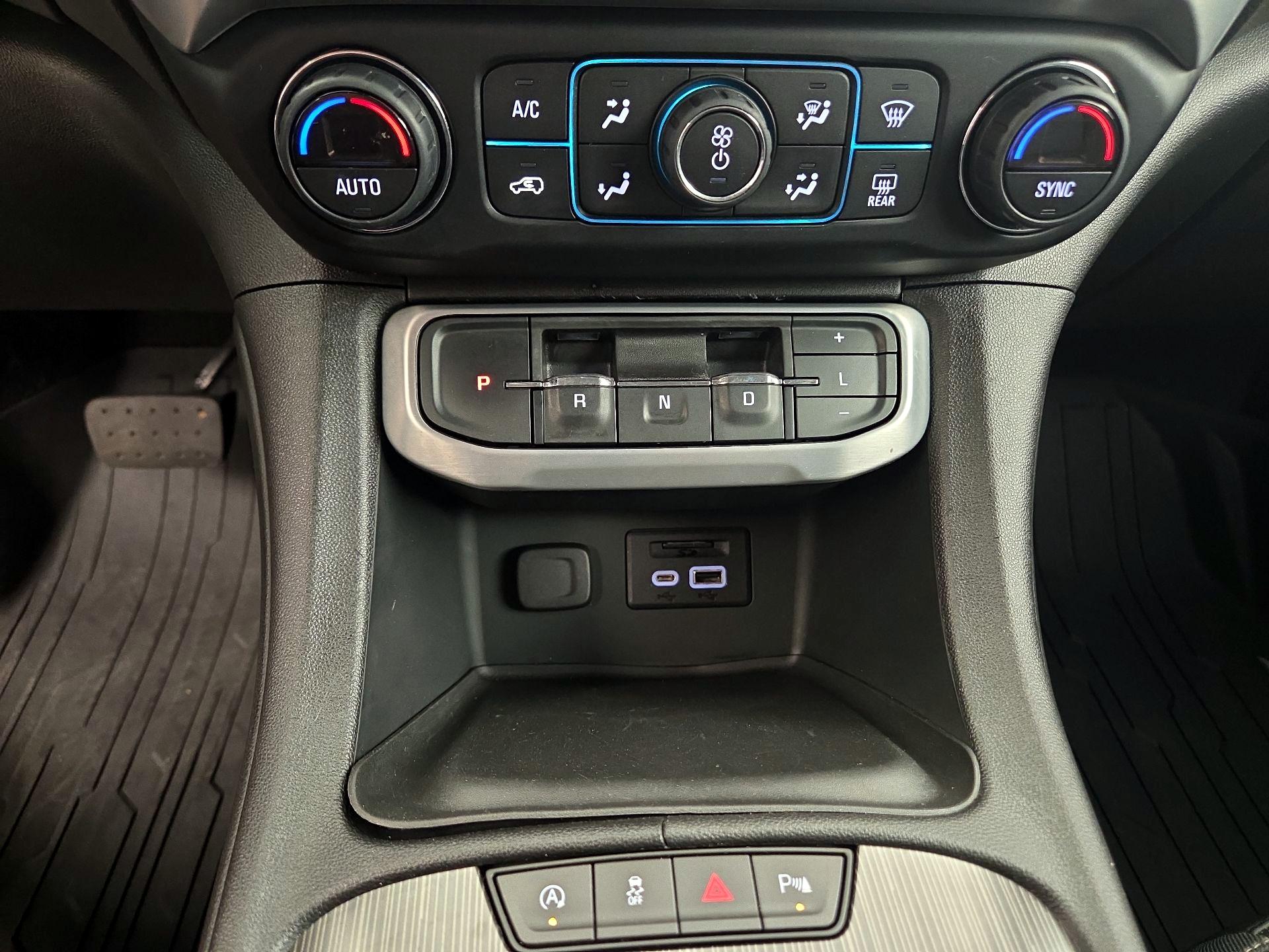 Thumbnail: 2021 GMC Acadia - 18