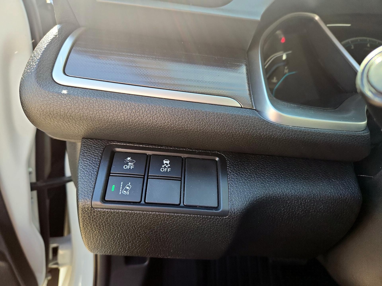 2020 Honda Civic EX-L - Photo 13