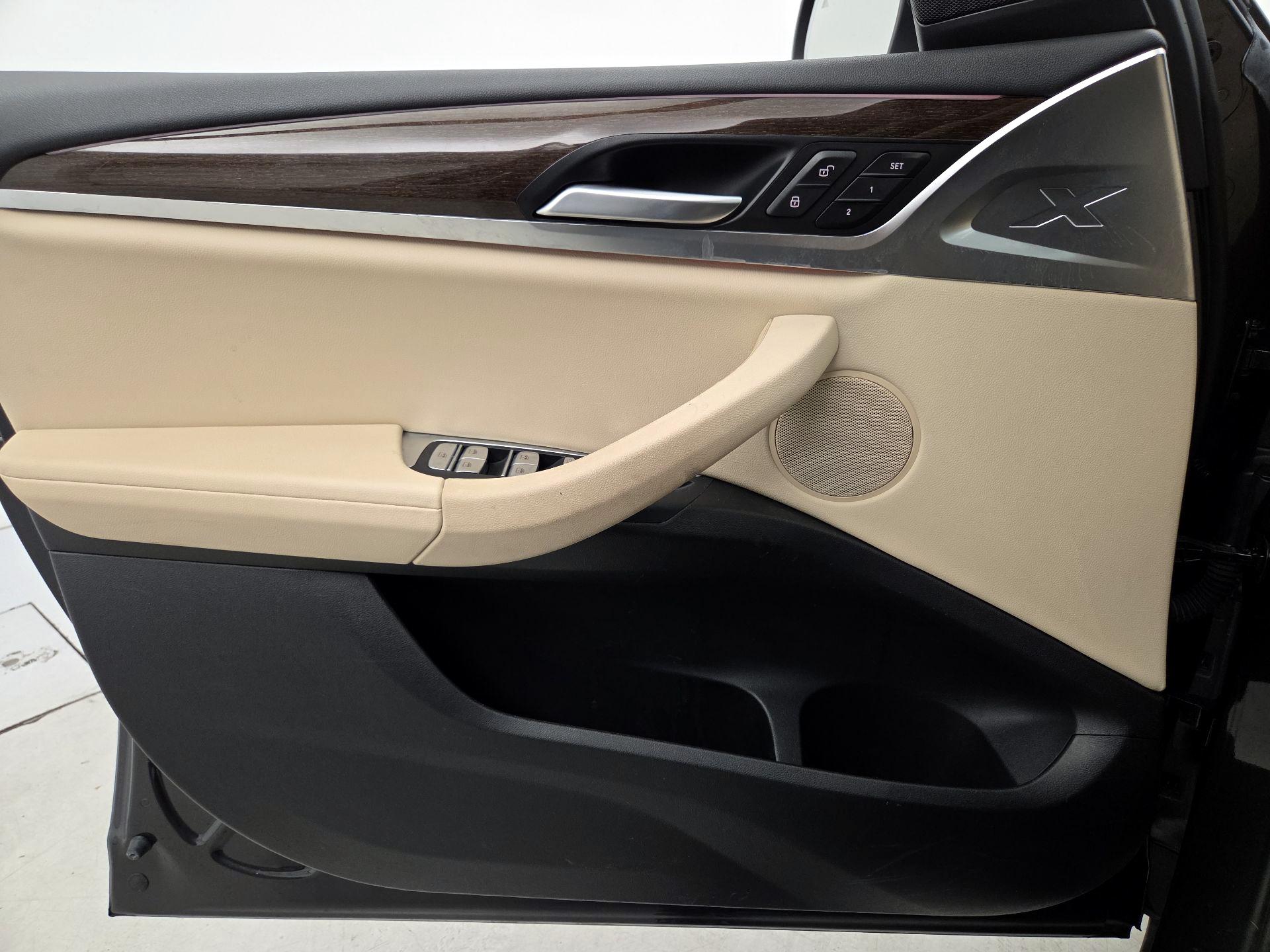 Thumbnail: 2022 BMW X3 - 12