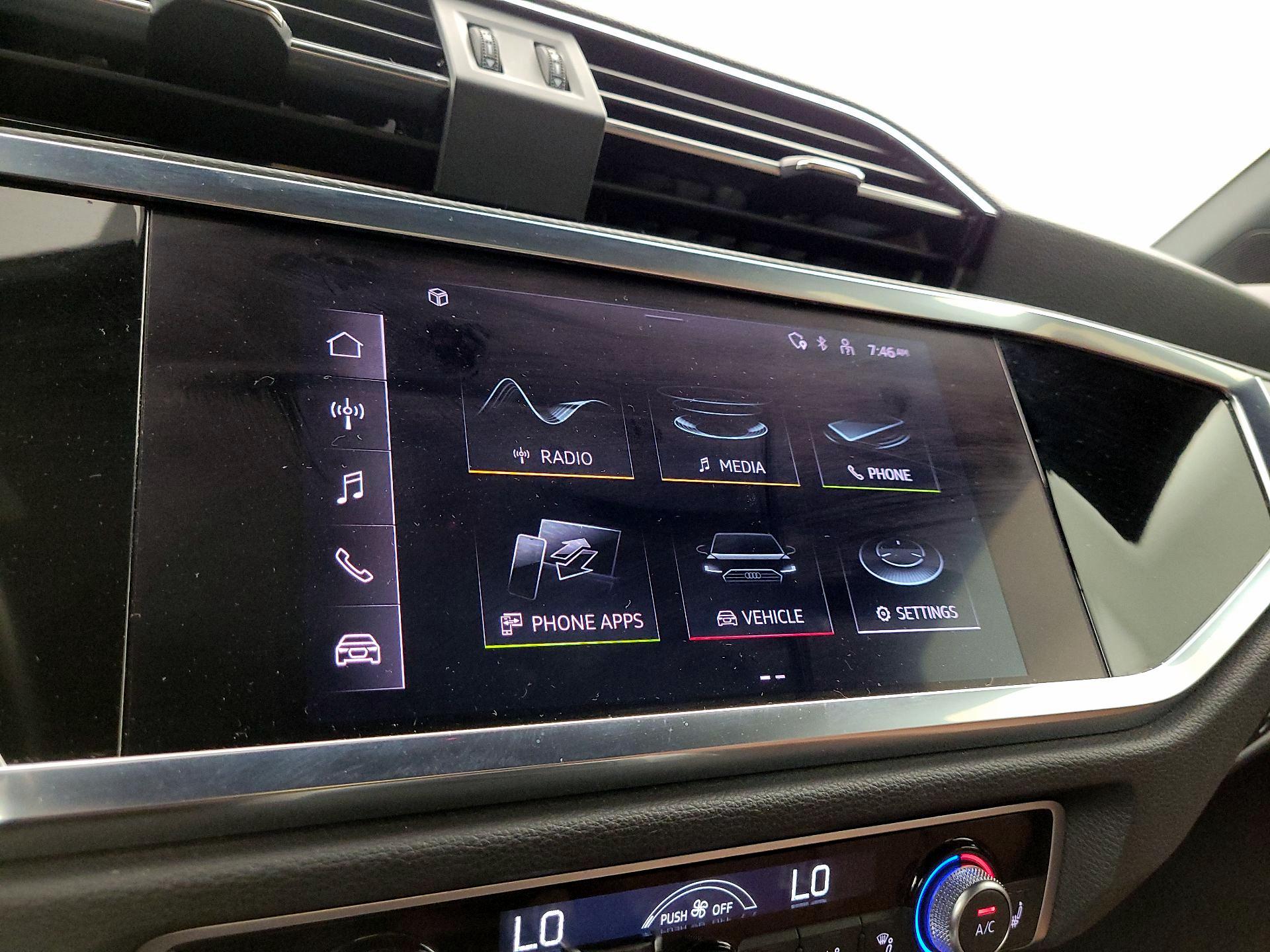 Thumbnail: 2022 Audi Q3 - 15
