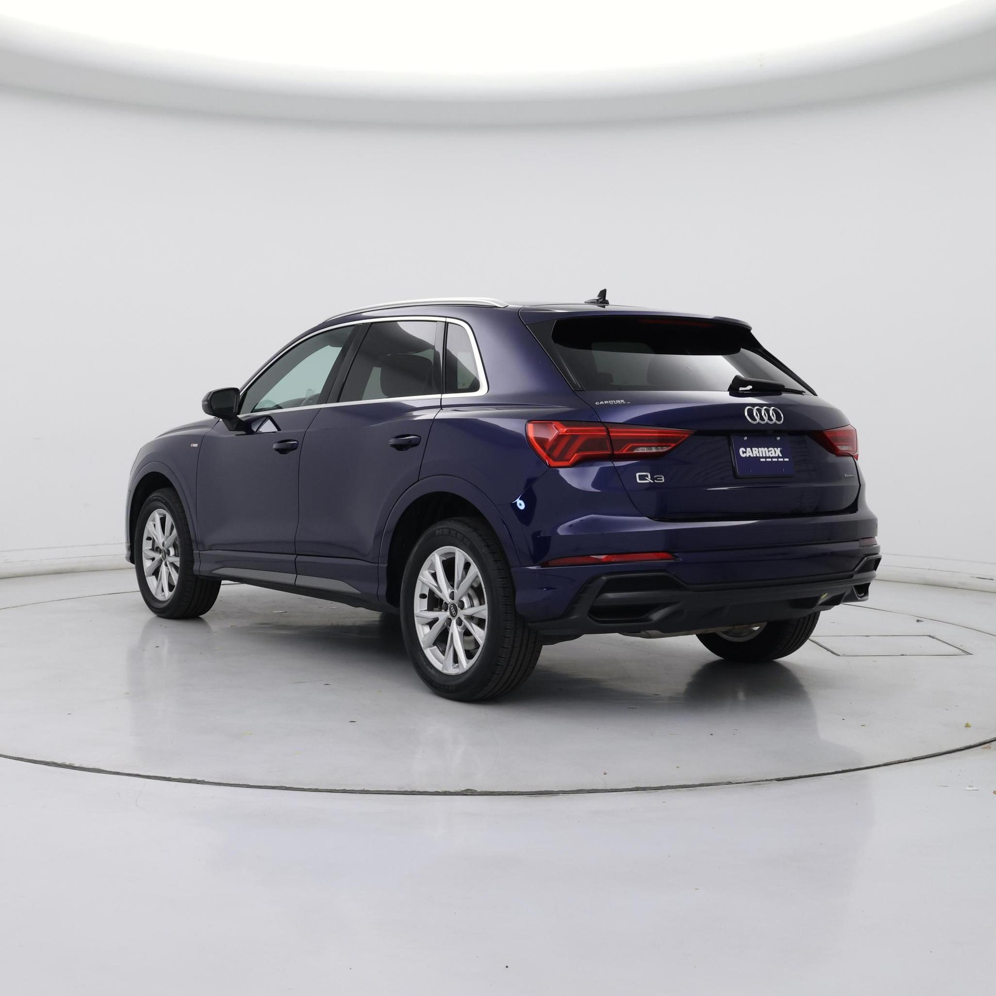 Thumbnail: 2022 Audi Q3 - 2