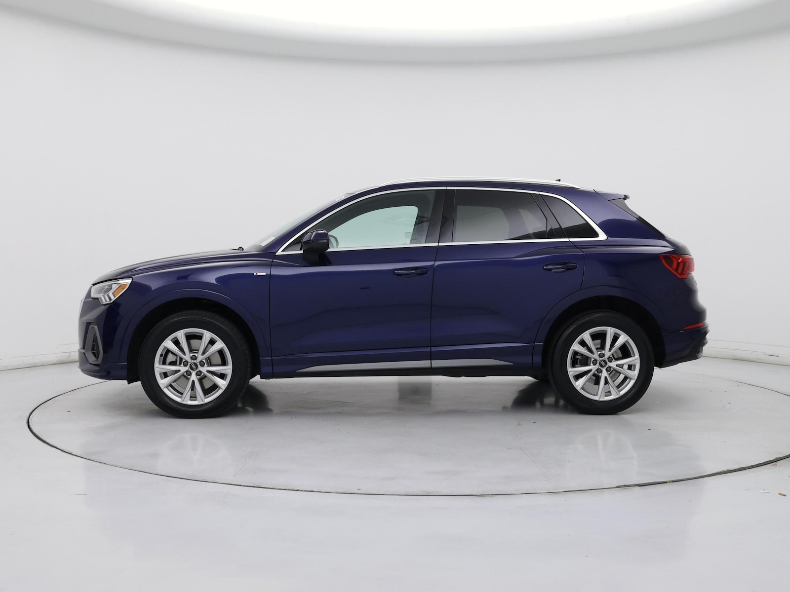 2022 Audi Q3 S Line Premium Plus - Photo 4