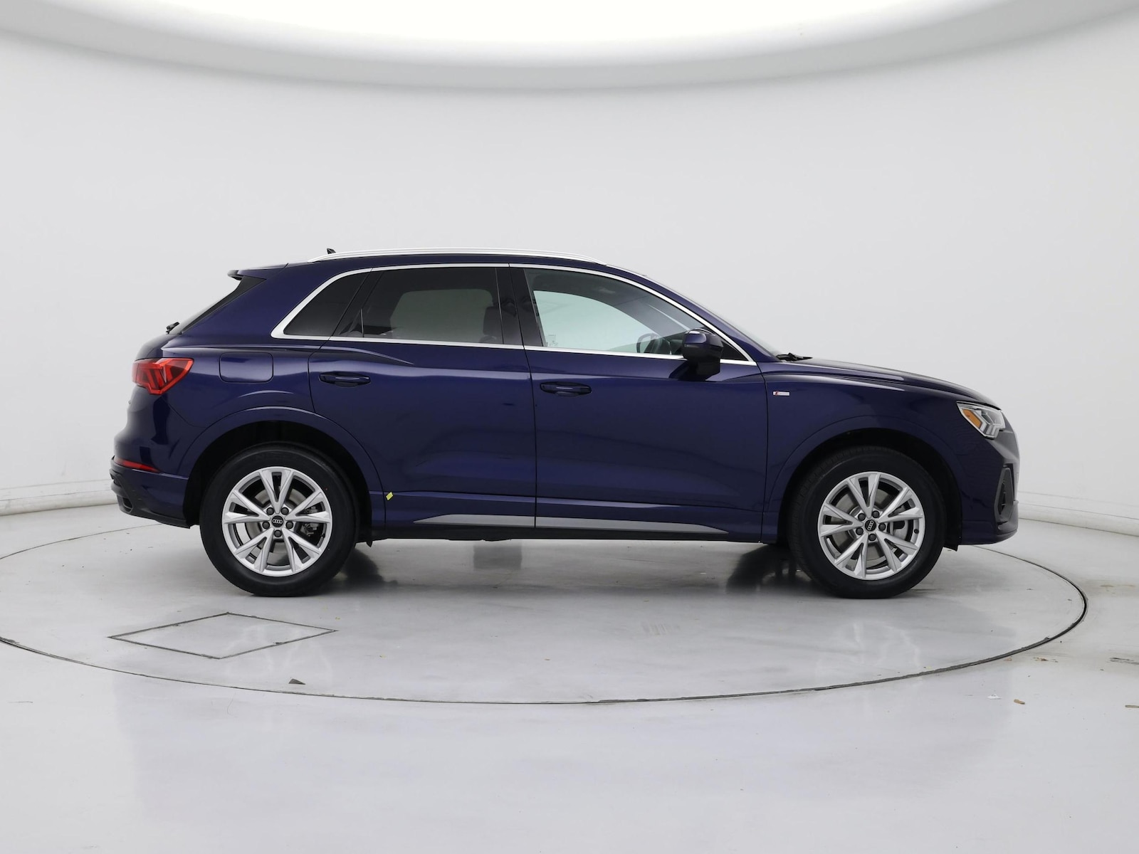 2022 Audi Q3 S Line Premium Plus - Photo 8