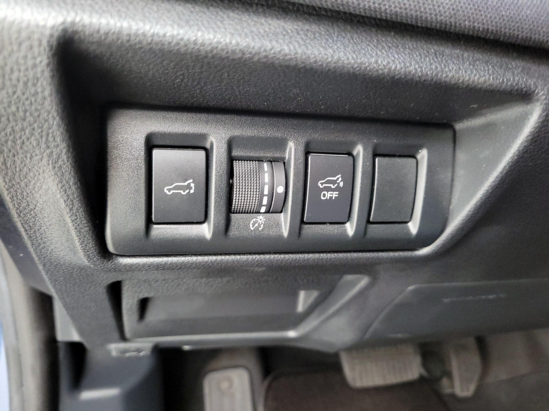 Thumbnail: 2020 Subaru Outback - 13