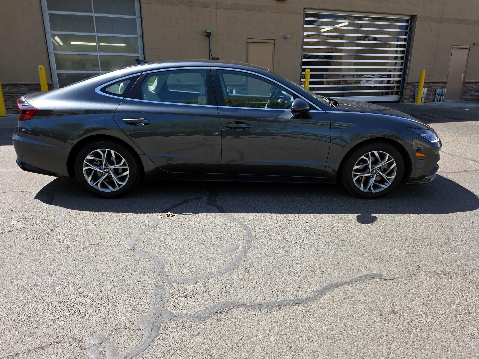 Thumbnail: 2023 Hyundai Sonata - 4