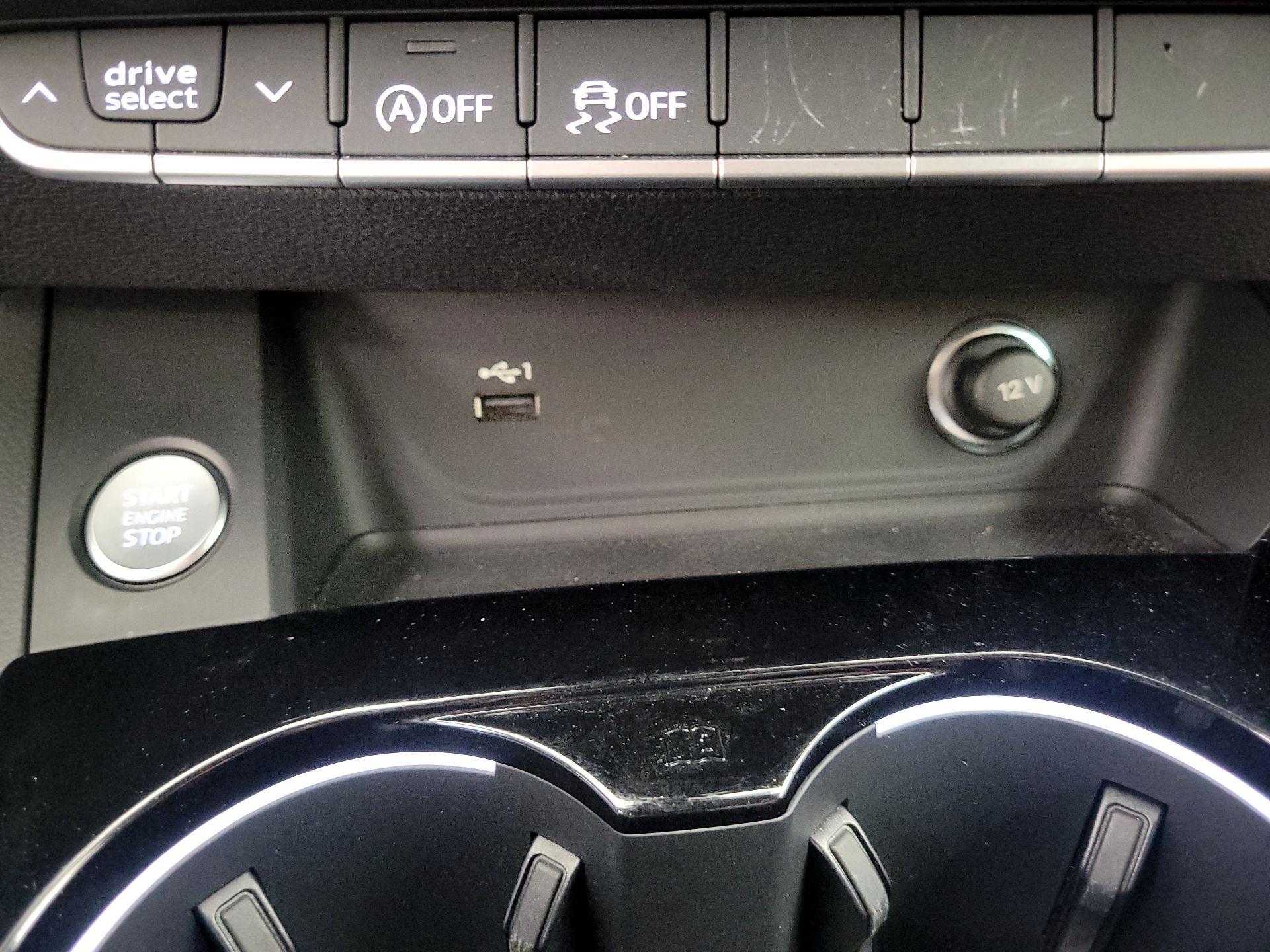 Thumbnail: 2022 Audi A4 - 18