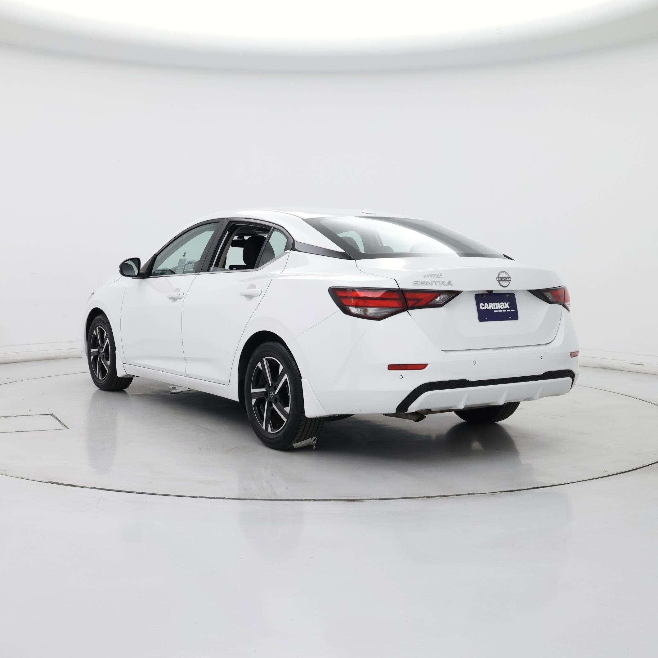 Thumbnail: 2025 Nissan Sentra - 2