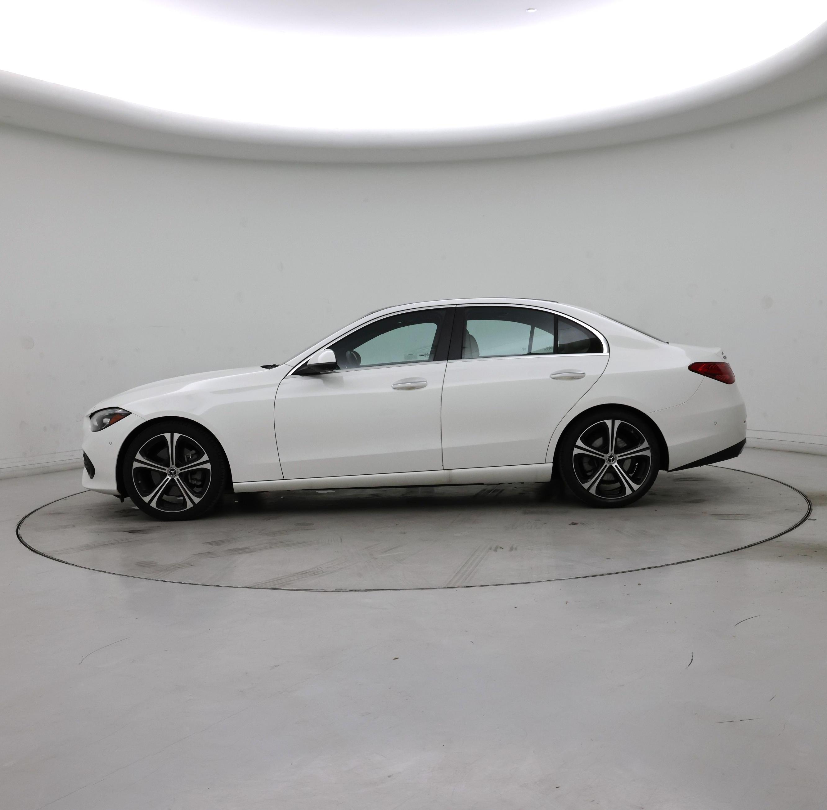 Thumbnail: 2022 Mercedes-Benz C-Class - 3
