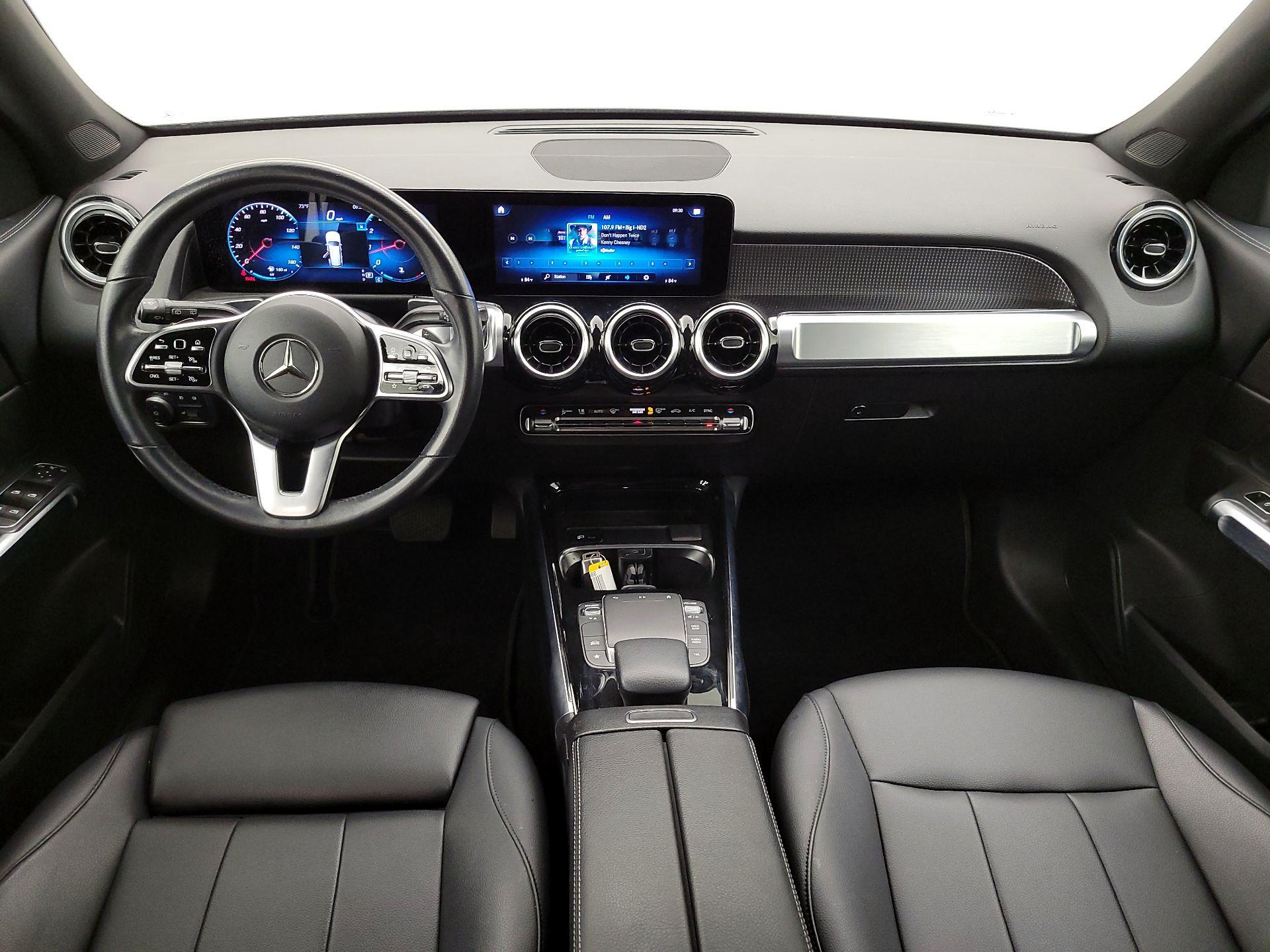 Thumbnail: 2022 Mercedes-Benz GLB - 9