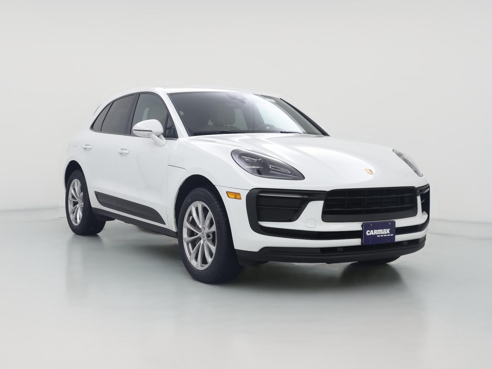 2022 Porsche Macan Base