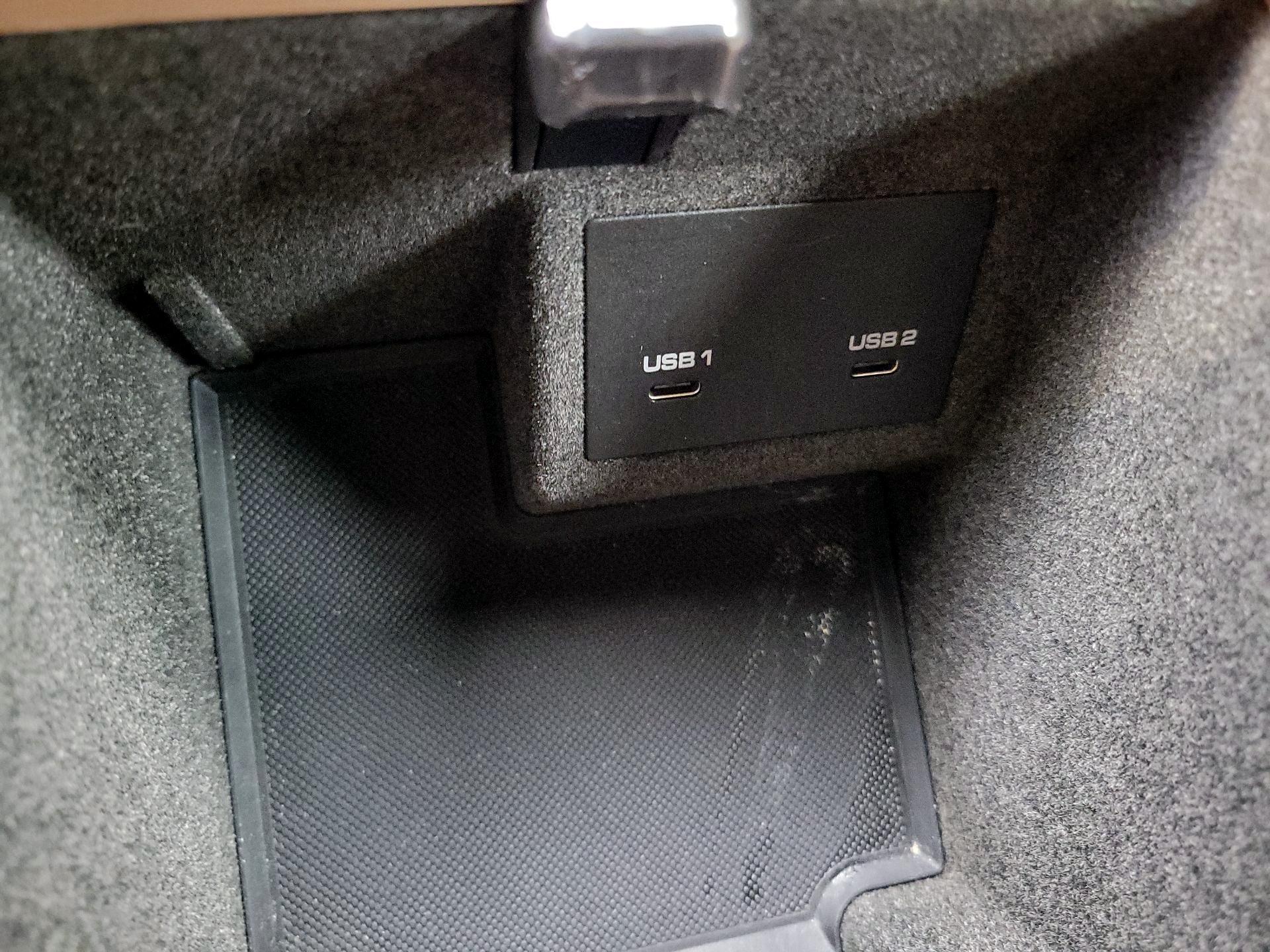 Thumbnail: 2022 Porsche Macan - 19