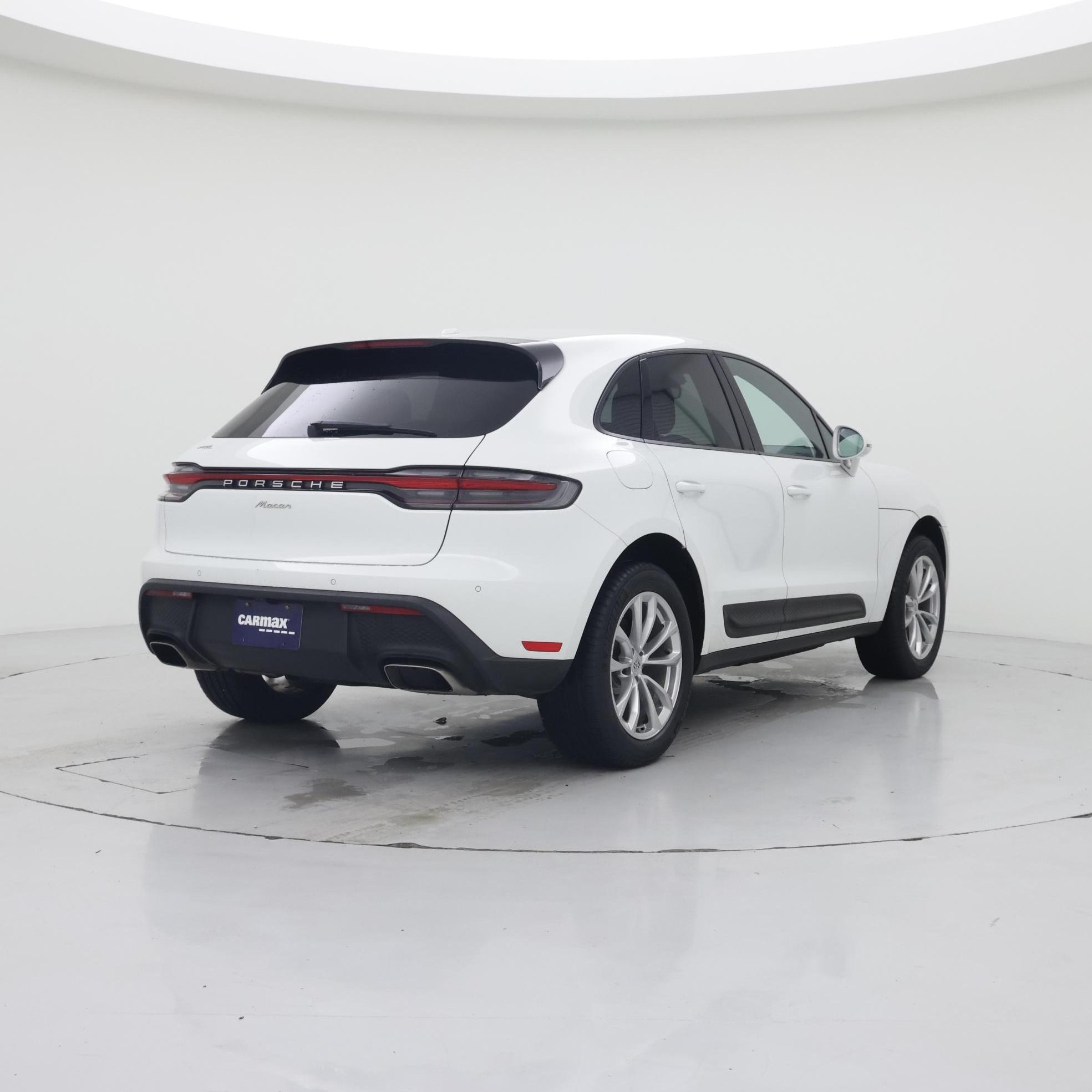Thumbnail: 2022 Porsche Macan - 8