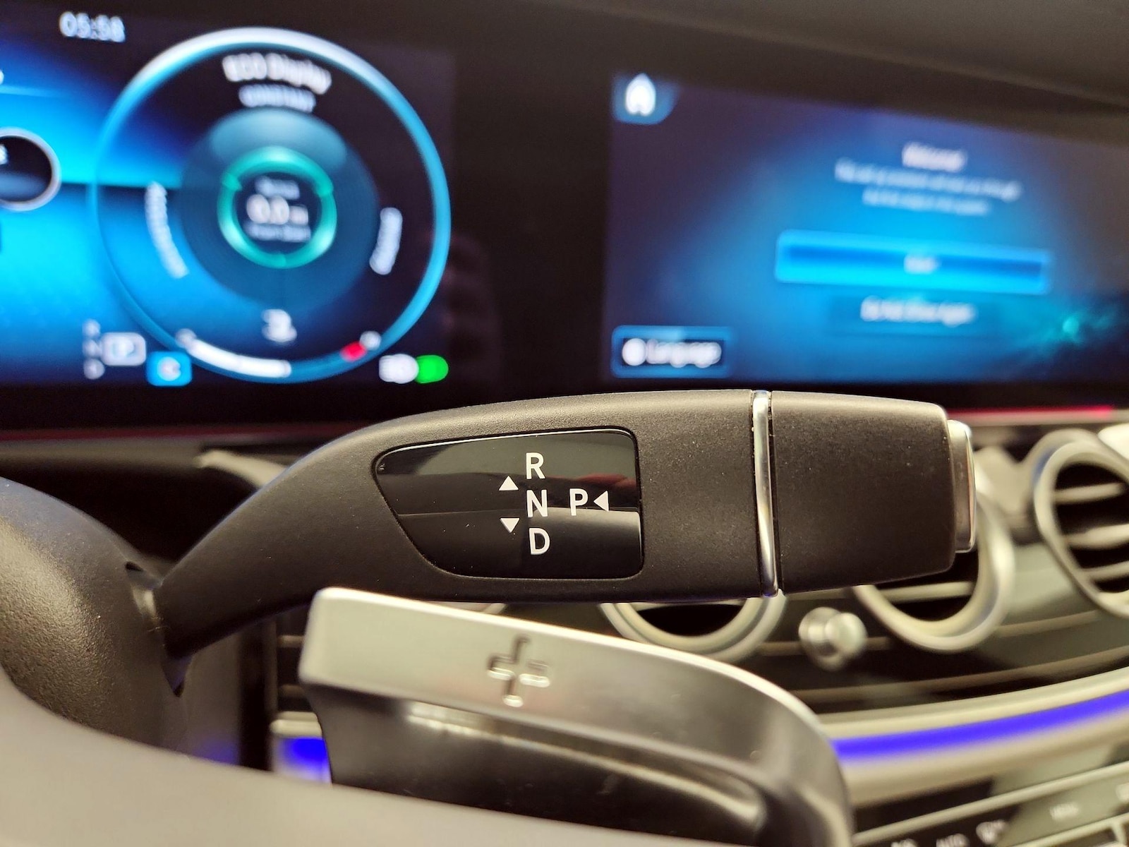 2023 Mercedes-Benz E-Class E350 - Photo 19