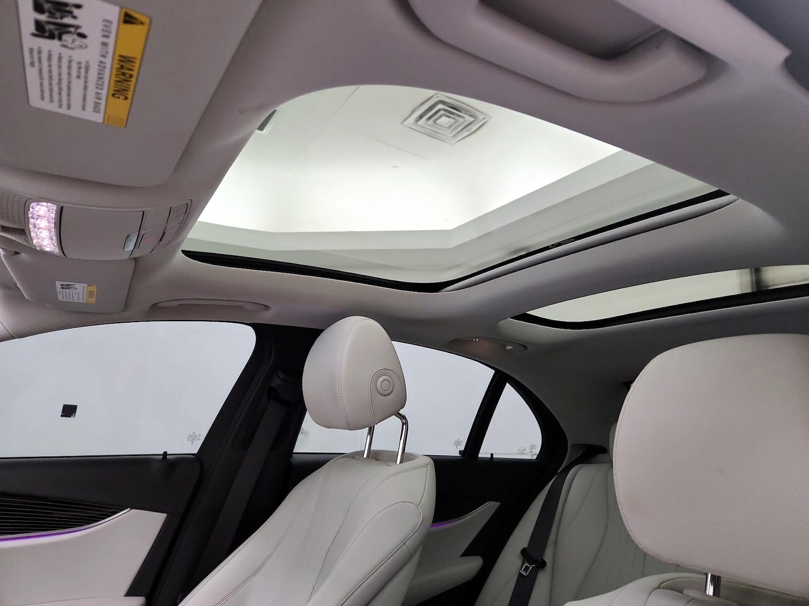2023 Mercedes-Benz E-Class E350 - Photo 21