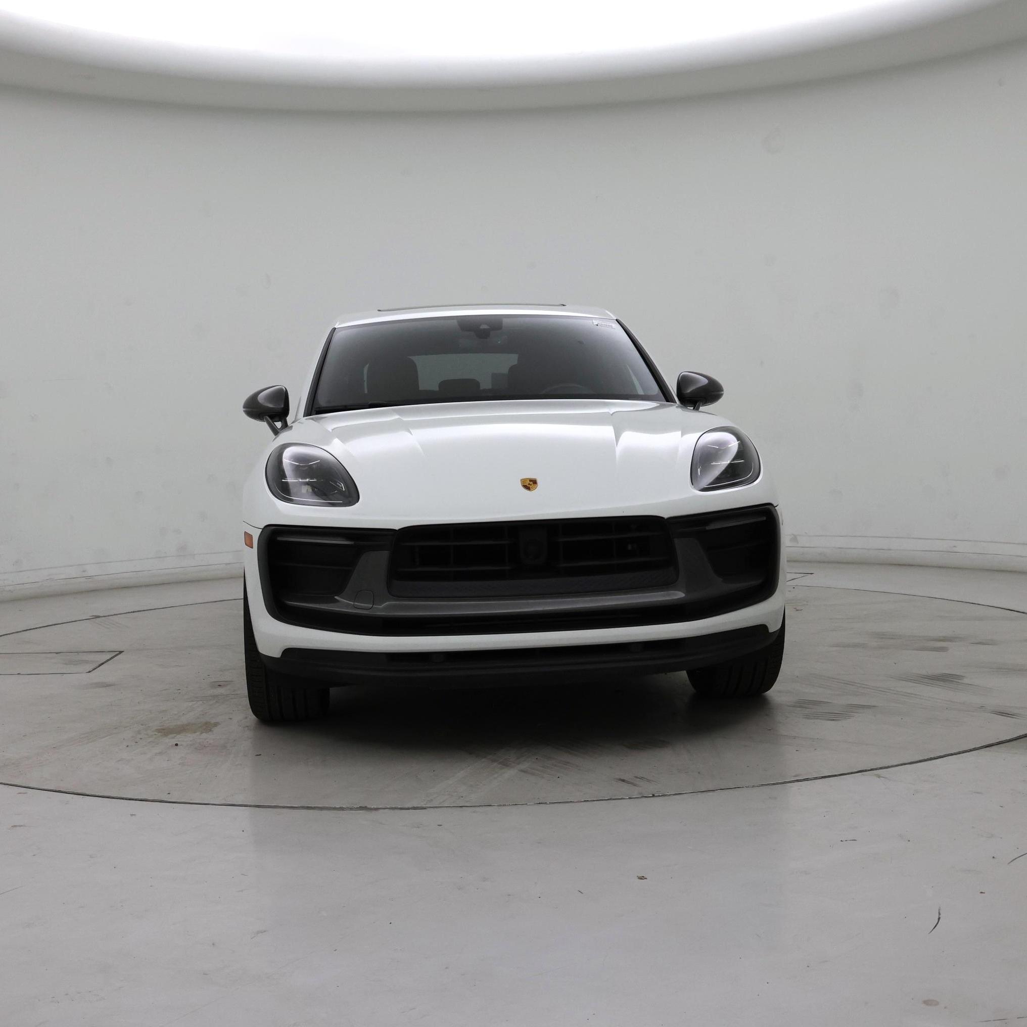Thumbnail: 2023 Porsche Macan - 5
