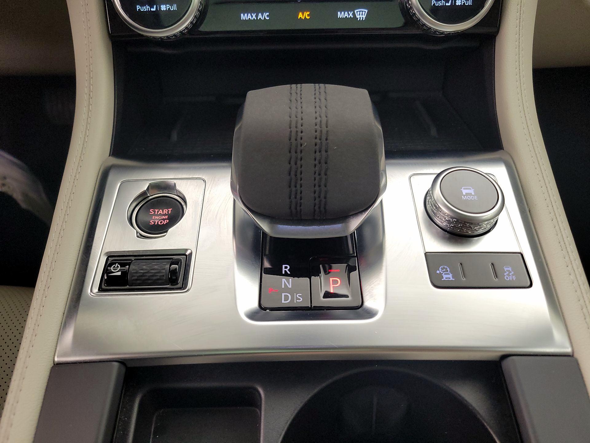 Thumbnail: 2023 Jaguar F-Pace - 18