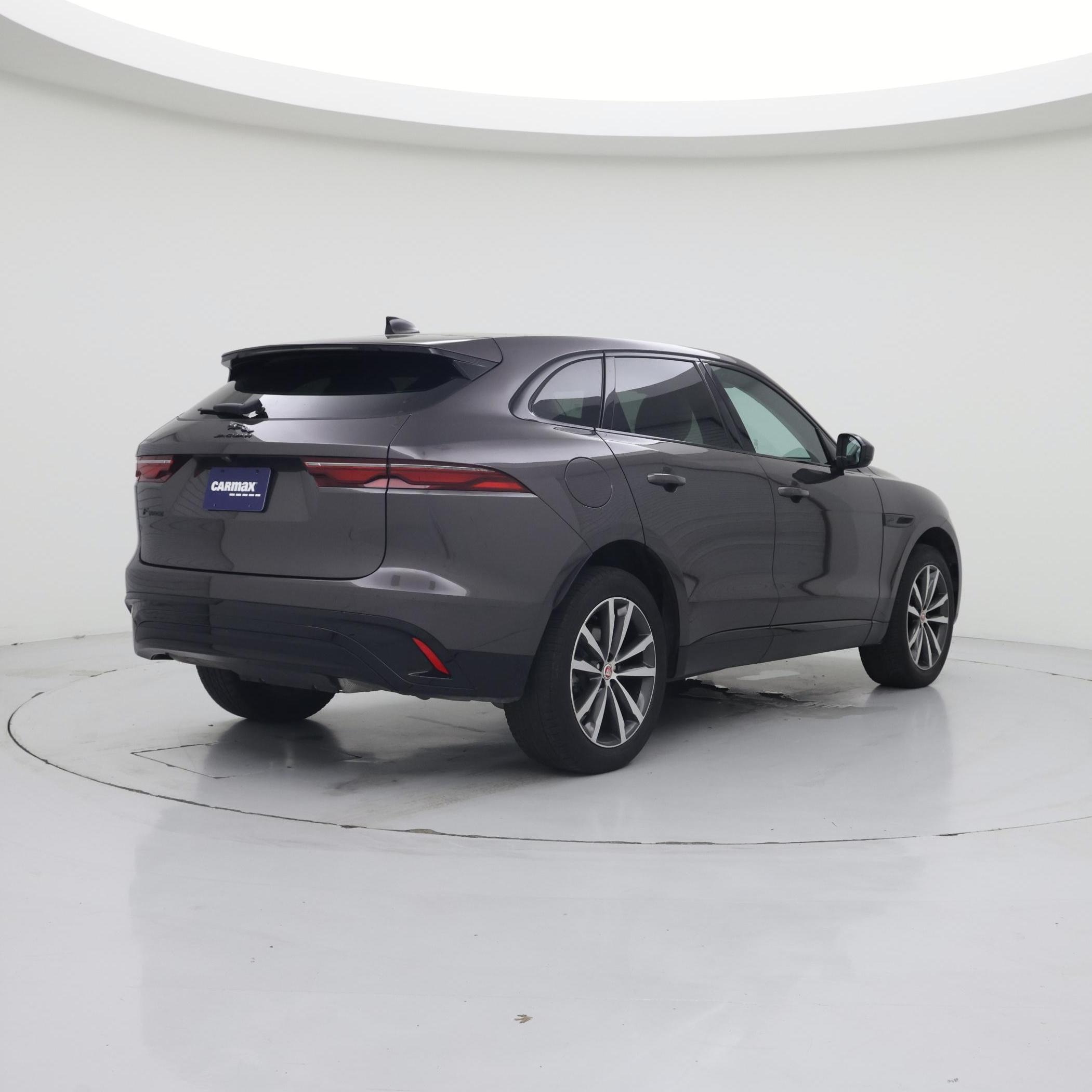 Thumbnail: 2023 Jaguar F-Pace - 8