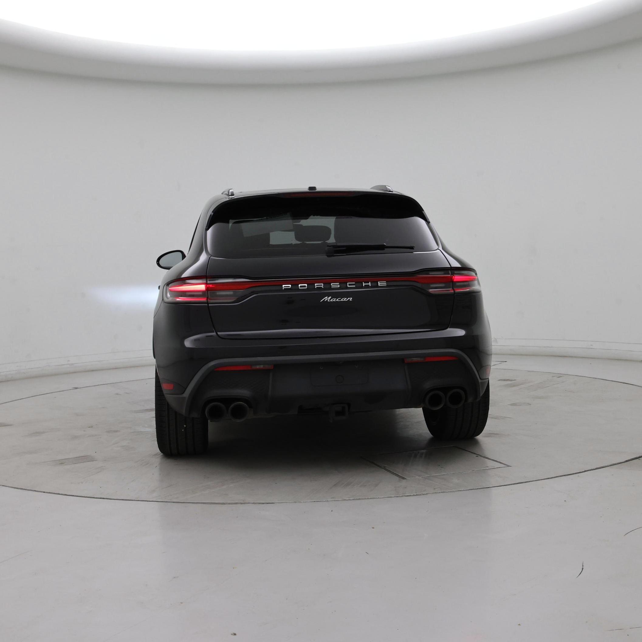 Thumbnail: 2023 Porsche Macan - 6